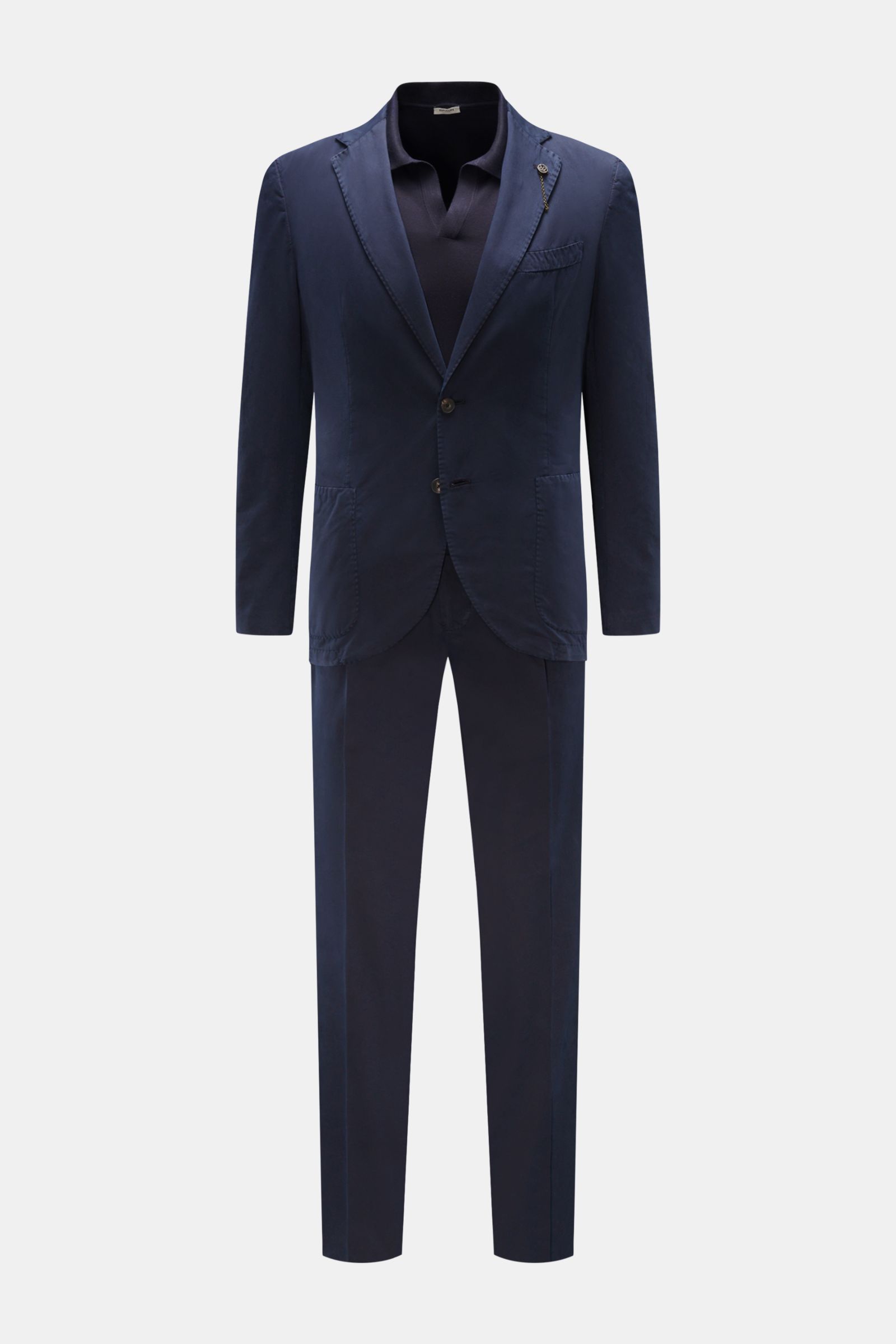 Santaniello Anzug navy, frontale Ansicht, Slim Fit Baumwoll-Twill, tailliertes Sakko mit Zwei-Knopf-Stil, schmale Hose mit französischen Taschen.