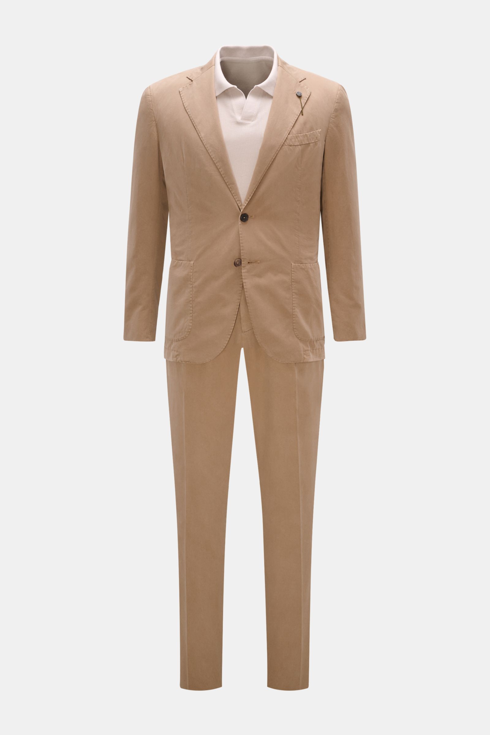Santaniello Anzug taupe, frontale Ansicht, Slim Fit Baumwoll-Twill, tailliertes Sakko mit Zwei-Knopf-Stil, schmale Hose, lässige Eleganz.