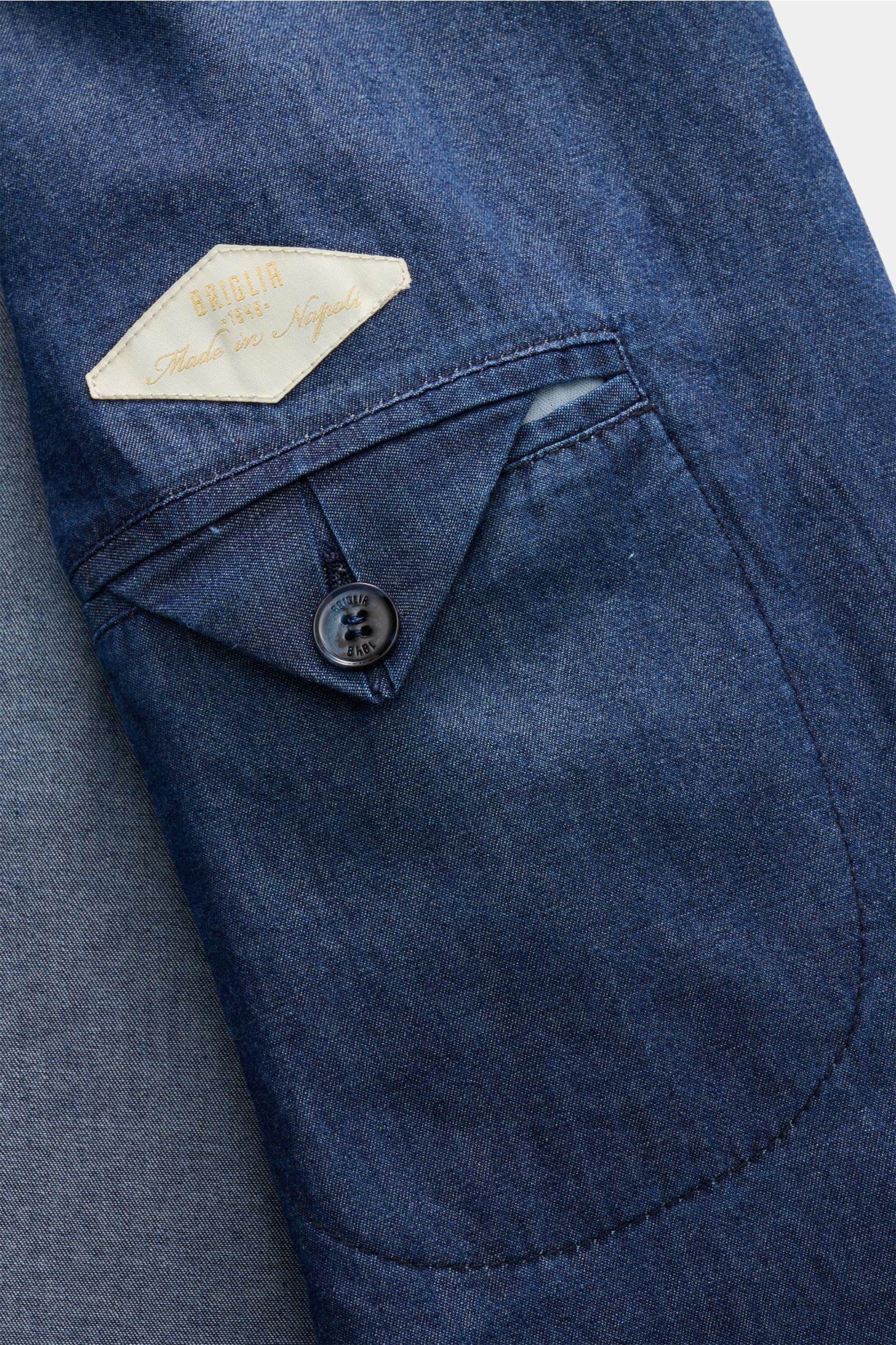 Close-up of the dark blue fabric and buttoned cuff detail of the Briglia 1949 Suit 'Greco' dark blue, photographed from above, showing the pure cotton soft feel material and tailored stitching. Modern tailoring for summer: This suit by BRIGLIA 1949 combin