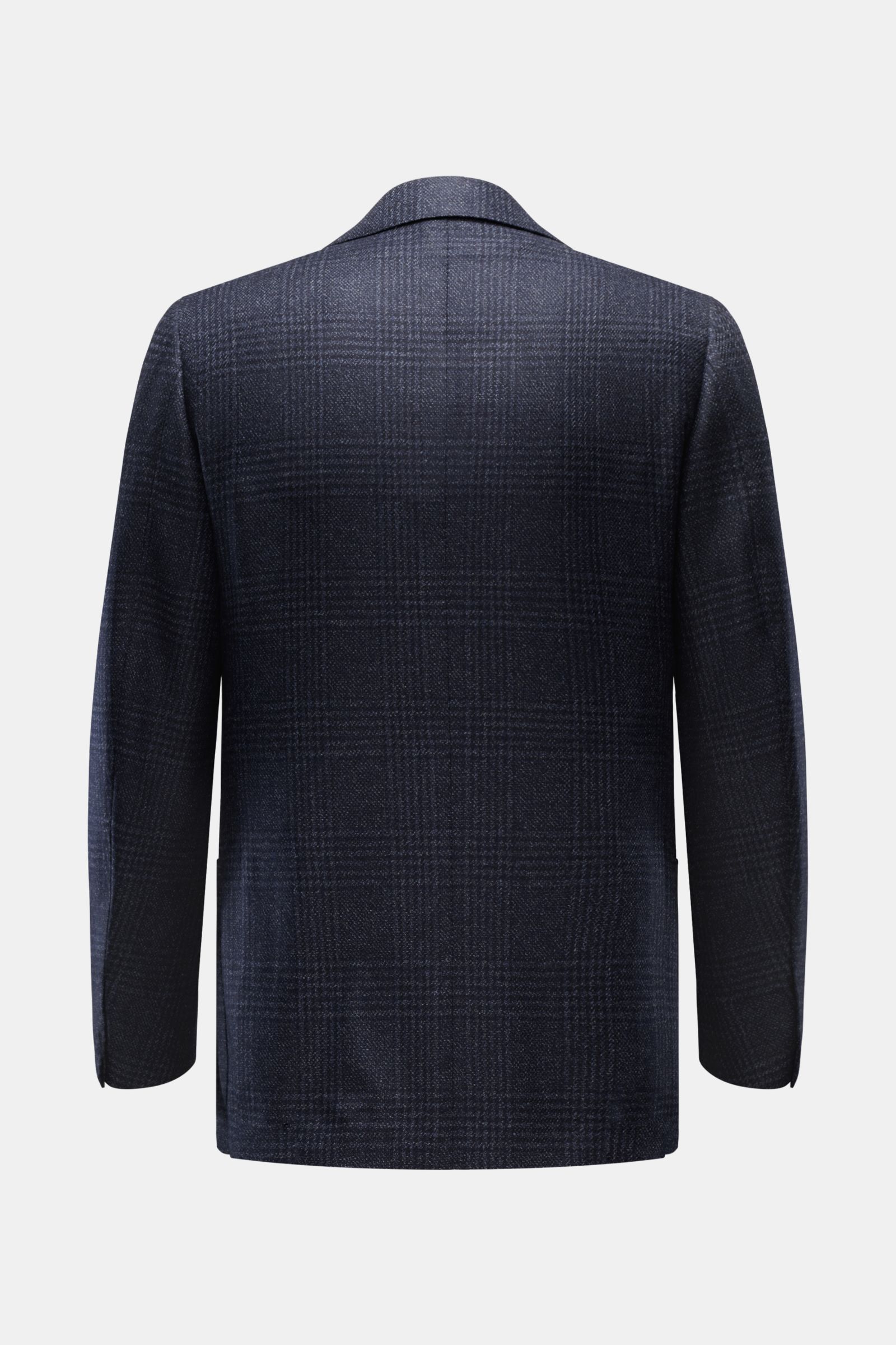 Rear view of Cesare Attolini Sakko navy/dark navy kariert, a slim fit, classic Glencheck blazer in wool-silk blend with soft texture, three-button style, half-lined, and side vents. 

Description: Gönnen Sie sich Luxus aus dem Hause CESARE ATTOLINI: Di
