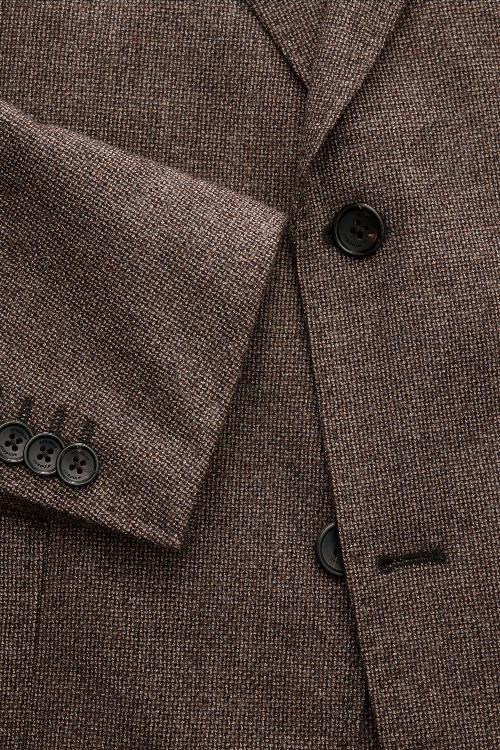 Close-up front view of the Windsor Smart-casual jacket 'Giro' grey-brown mottled, showing plain weave in virgin wool, soft feel, slim fit, step lapel, two-button style, classic breast pocket, patch hip pockets, kissing buttons, side vents at the back, unc