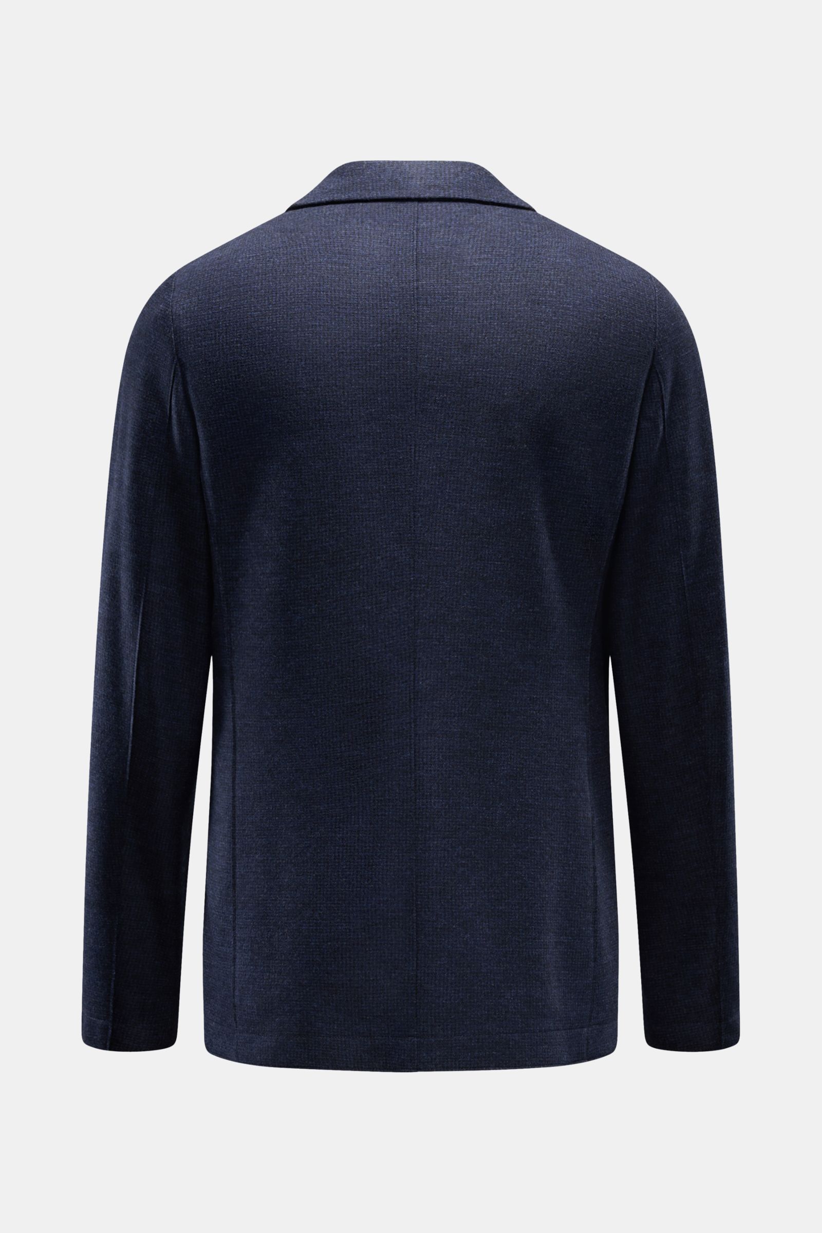 Back view of Harris Wharf London Sakko dunkelblau kariert, a slim fit, unconstructed dark blue checked blazer made of pure virgin wool with a soft touch.

Leicht und weich präsentiert sich die reine Schurwolle in diesem Unconstructed-Sakko von HARRIS W