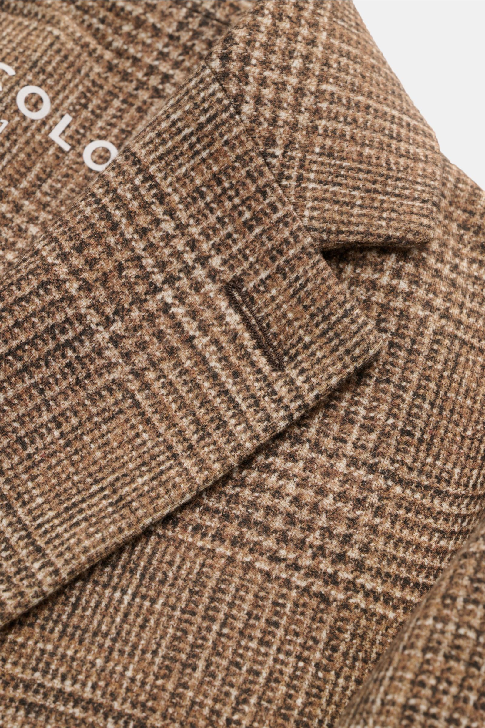 Circolo 1901 Jersey-Sakko braun/beige kariert in Nahaufnahme, weicher Jersey mit Glencheck, fallendes Revers, Slim Fit, leichte Konstruktion.