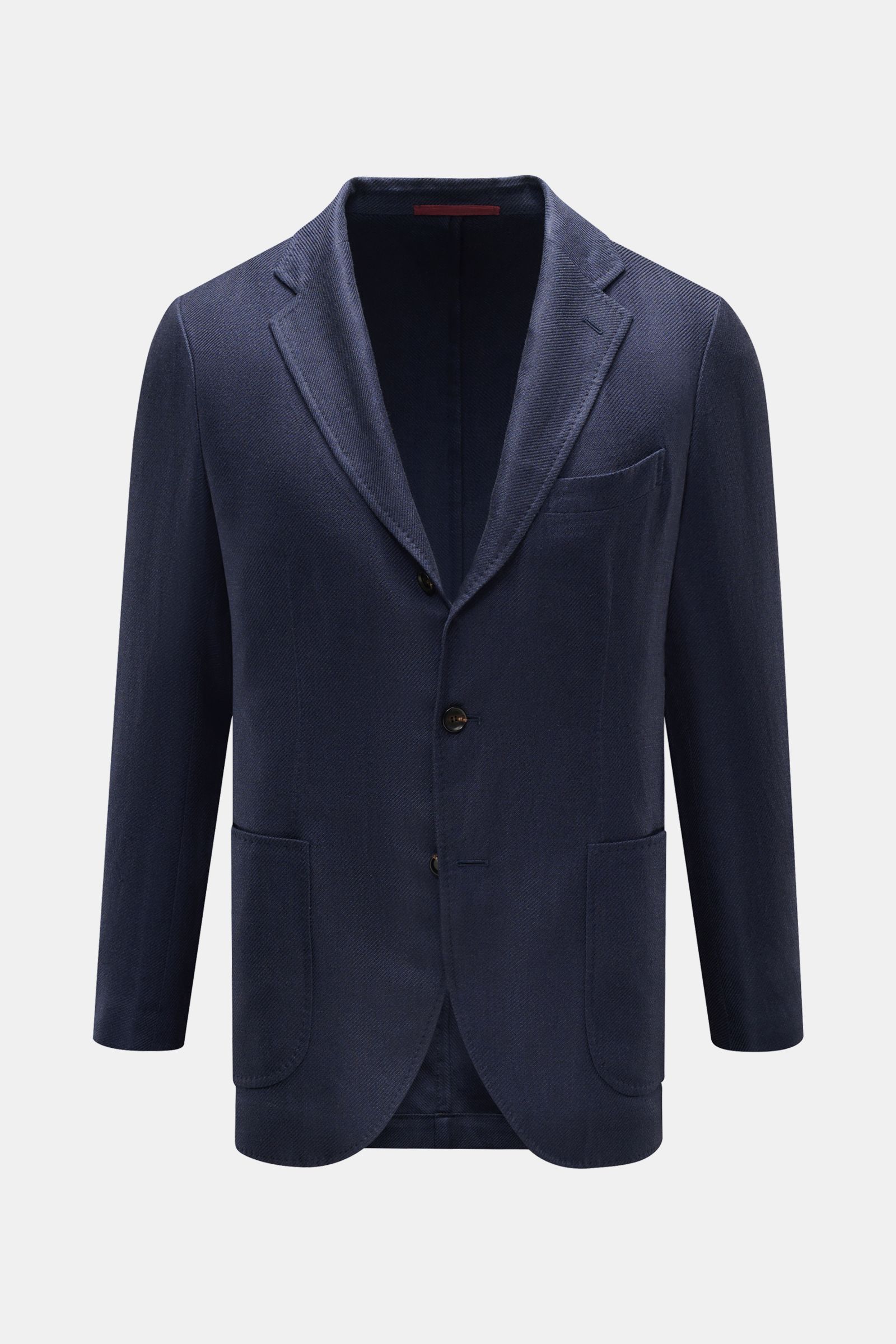 Front view of Sipario Sakko 'Ginza' navy blazer in a slim fit, lightweight mix of linen, silk, and cotton with unlined construction.

Leichtigkeit mit Stil: Das Sakko 'Ginza' von SIPARIO setzt auf eine reduzierte, ungefütterte Konstruktion Leinen, Seid