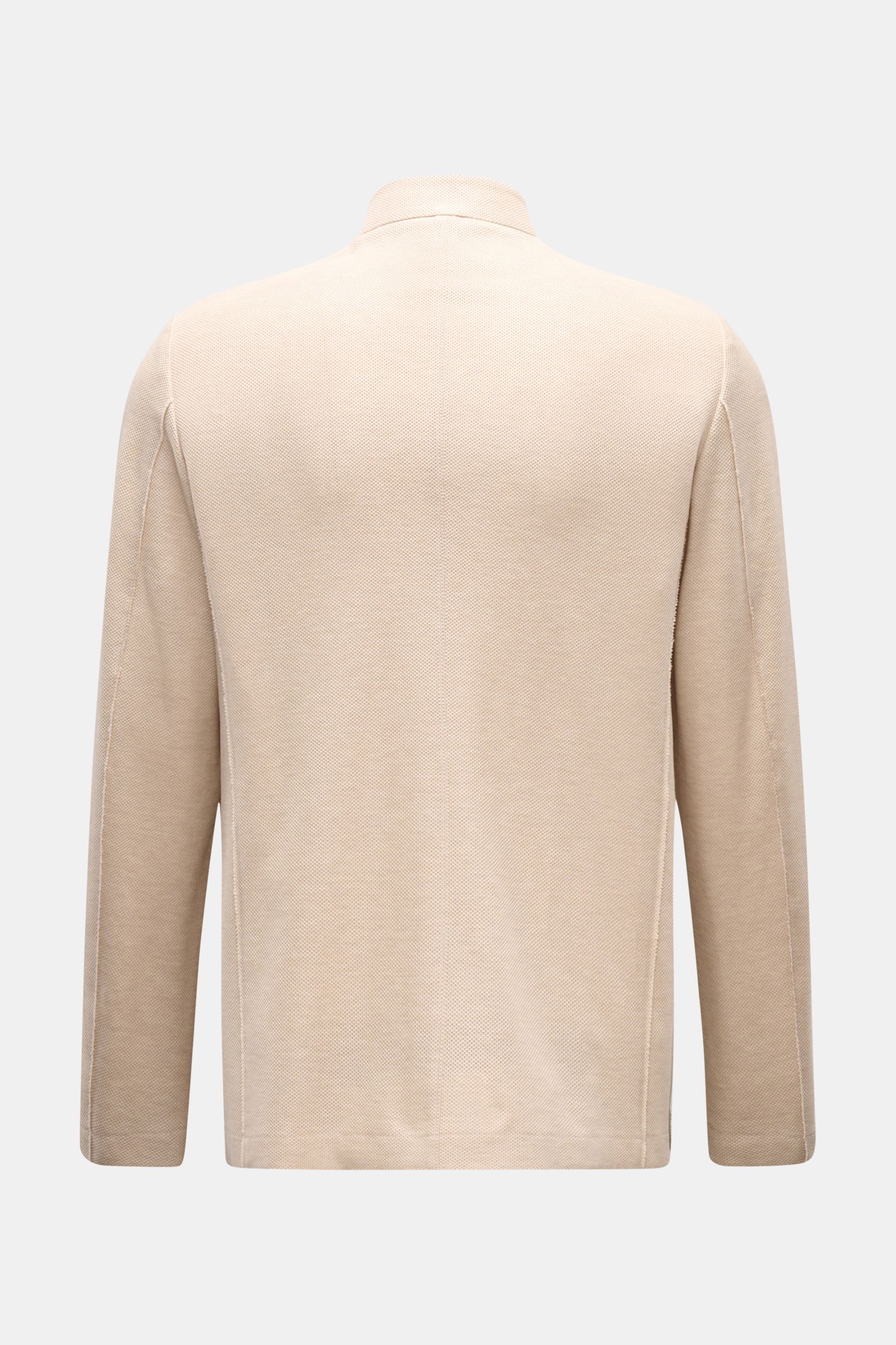 Back view of Harris Wharf London Knit blazer beige in pure piqué cotton with open edge finish, slim fit, standing collar, and patch hip pockets.

Description: HARRIS WHARF LONDON has chosen a high-quality cloth from Loro Piana for this relaxed knit bla