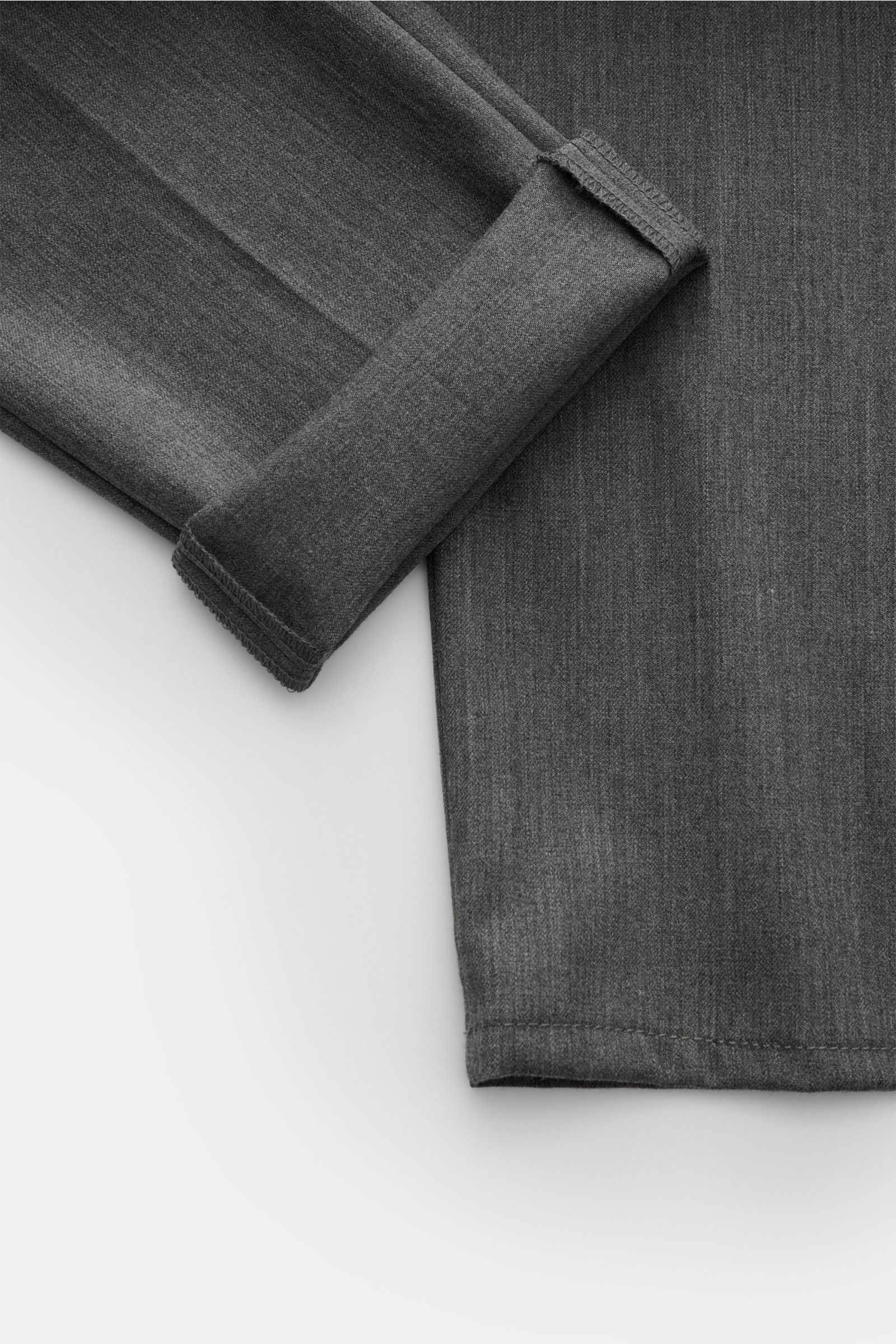 Dondup Hose 'Gaubert' dunkelgrau meliert, Detailaufnahme der Beinenden von oben, Mix aus Microfaser, Wolle, Viskose, Slim Fit, schmal, Reißverschluss, Slide Button, Taschen, Metall-Initial.