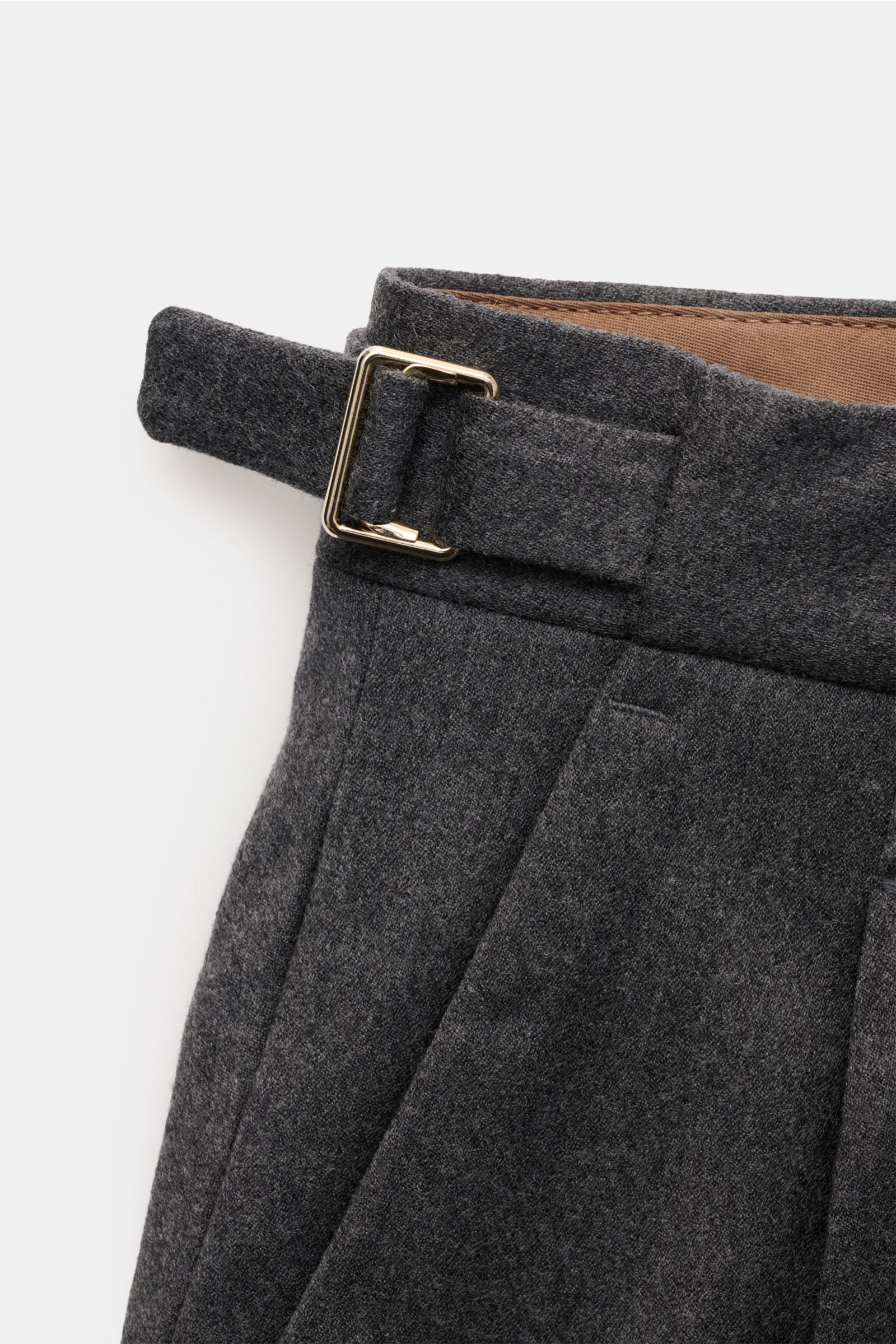 Briglia 1949 Wollhose 'Quarteris' dunkelgrau meliert, Nahaufnahme seitlich oben, Mix Wolle Cashmere, weicher Griff, Tapered Fit, knöchellang, Bundknöpfe, Side-Adjuster, französische Taschen.