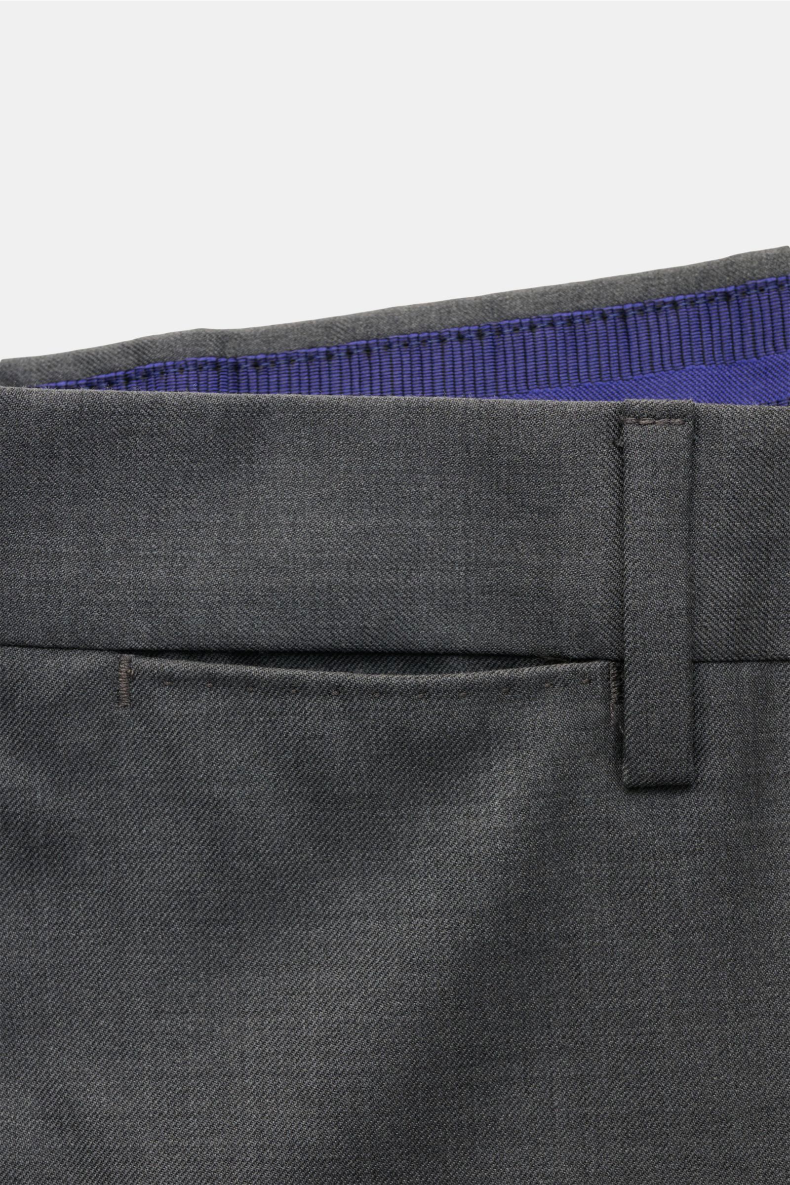 PT Torino Wollhose 'Slim Fit' dunkelgrau shown from a close-up side angle, highlighting pure Super 160'S wool, smooth texture, slim tapered fit, zipper and waistband buttons, French pockets, small watch pocket, welted back pockets with buttons, and open l