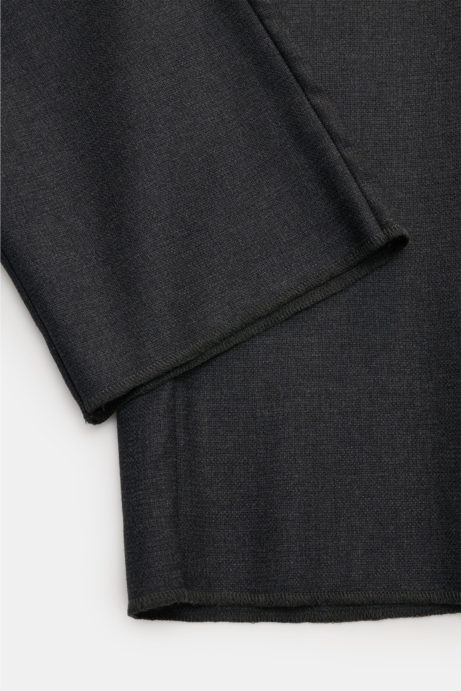 Marco Pescarolo Woll-Jogpants 'Chiaia' anthrazit meliert, Detailaufnahme der offenen Hosenbeine, reine Schurwolle, weicher Griff, Regular Fit, leichte Qualität.