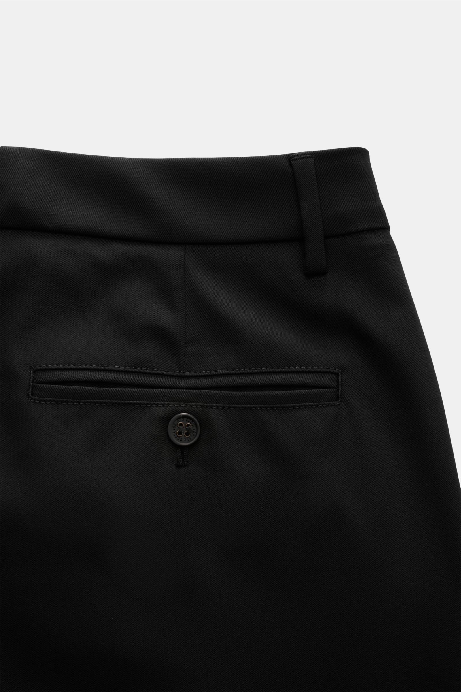 Golden Goose Wollhose 'Pablo' schwarz, Detailansicht von hinten, reine Schurwolle, Slim Fit, gerader Schnitt, Gesäßtasche mit Knopf, Nieten-Detail am Bund.