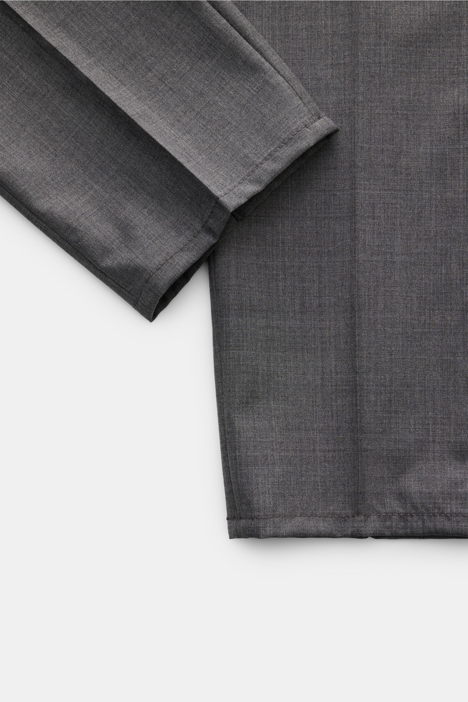 Brunello Cucinelli Wollhose dunkelgrau meliert shown from a flat lay perspective, highlighting fine wool fabric and tailored hems.