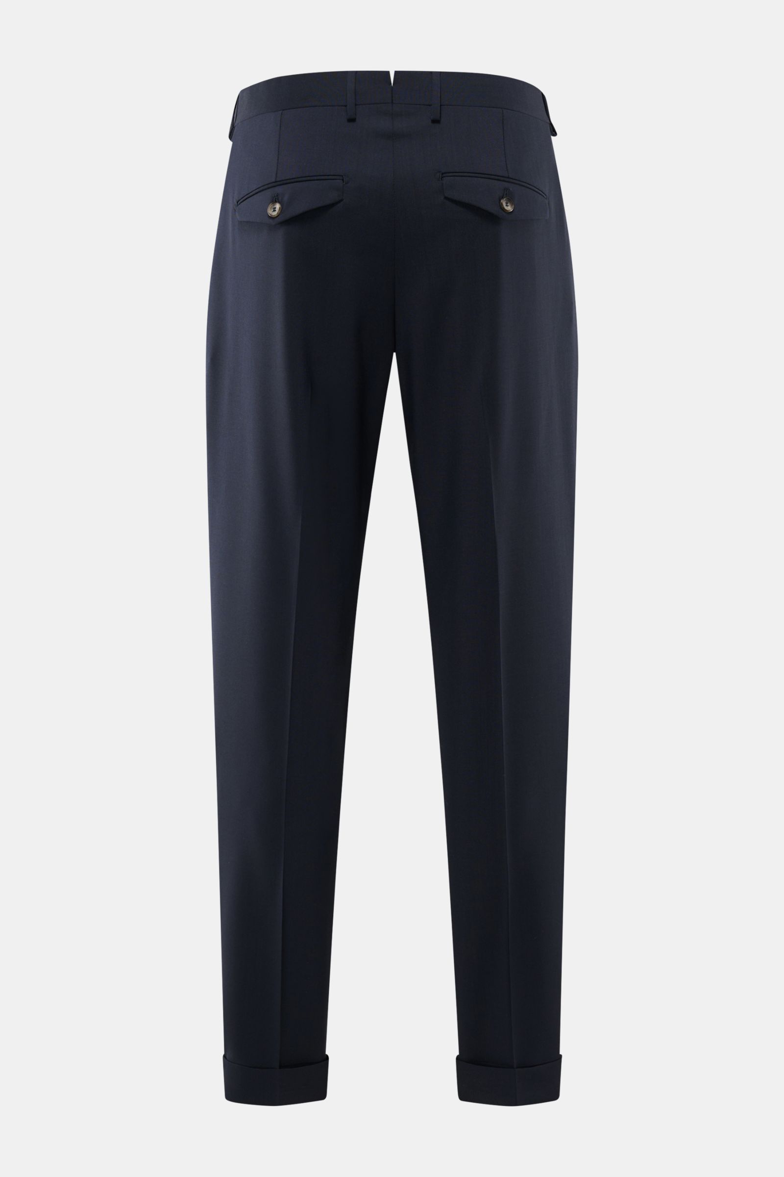 Rear view of Santaniello Wollhose 'Camerota' navy, classic wool trousers in regular fit with buttoned back pockets and cuffed hems.

Lässigkeit trifft Stil: Die Bundfaltenhose 'Camerota' von SANTANIELLO überzeugt mit edlem Wollgewebe in komfortablem Re