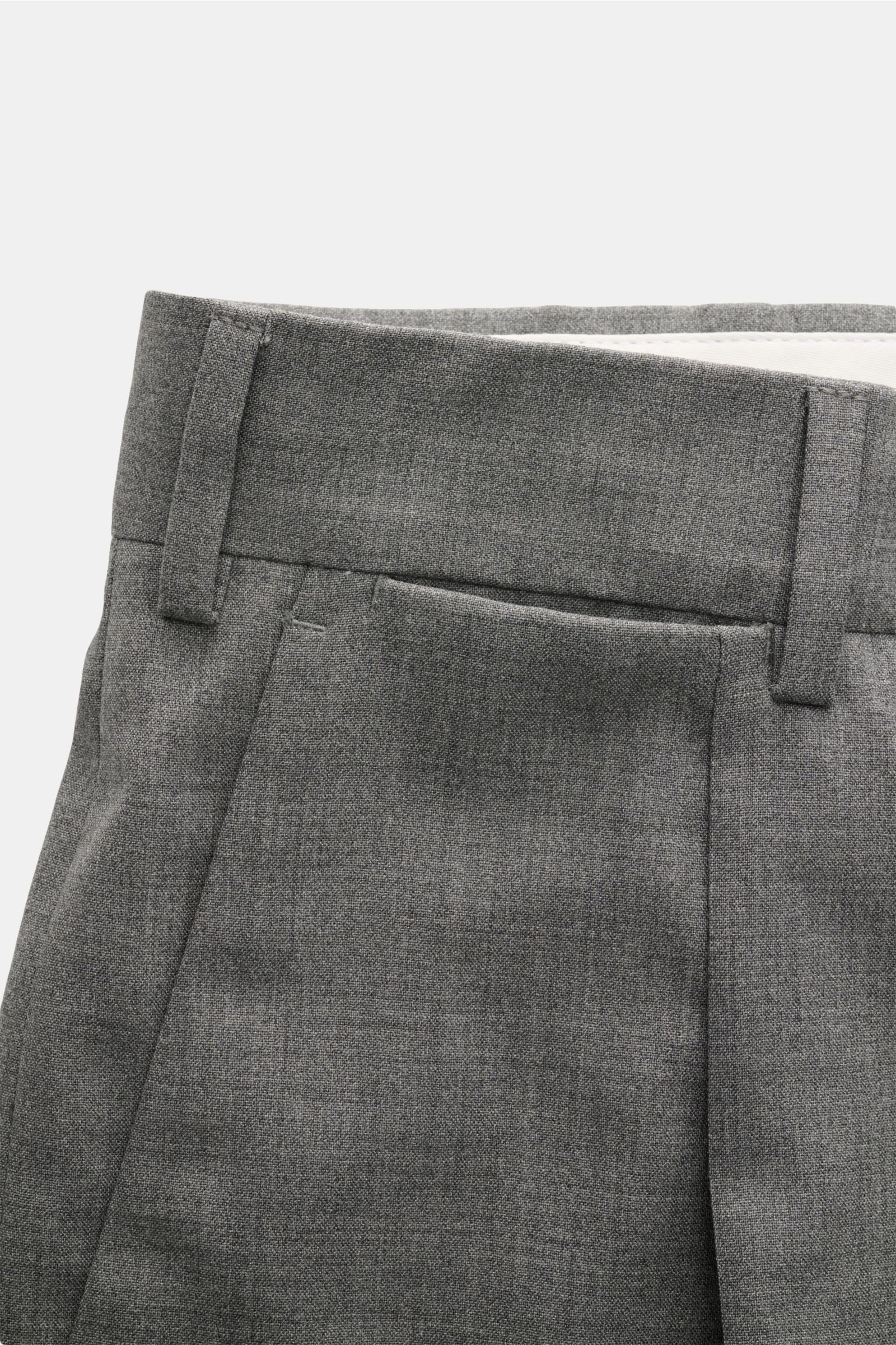 Close-up front view of PT Torino Wool trousers 'Union Fit' grey mottled showing belt loops, pleat, and smooth wool-silk fabric.

Description:
The 'Union Fit' from trouser specialists PT TORINO is the perfect choice for the coming season. The lightweigh