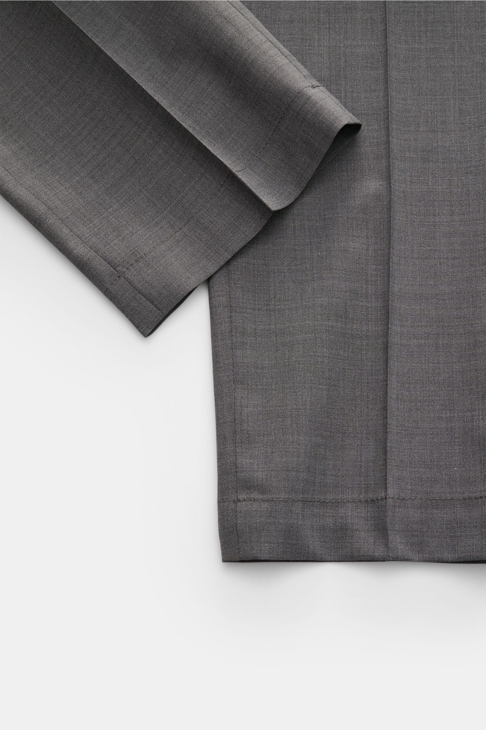 Close-up front view of Briglia 1949 Wool jogger pants 'Wimbledon' grey mottled, showing lightweight fabric, tapered fit, and ankle length.