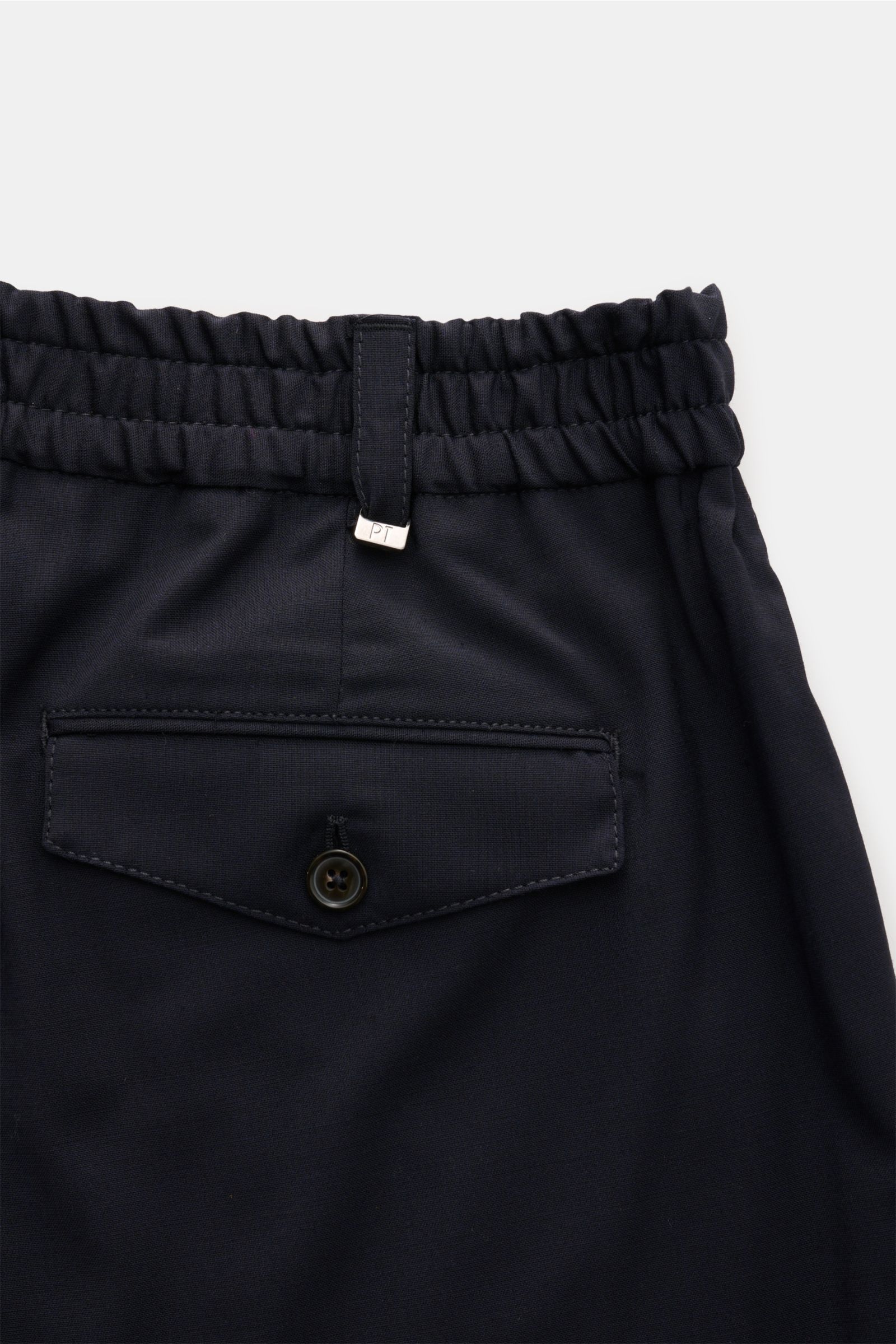 PT Torino Hose 'The Rebel' dark navy Rückansicht mit geknöpfter Gesäßtasche, elastischem Bund, Woll-Microfaser-Mix, atmungsaktiv, komfortabel, knöchellang.