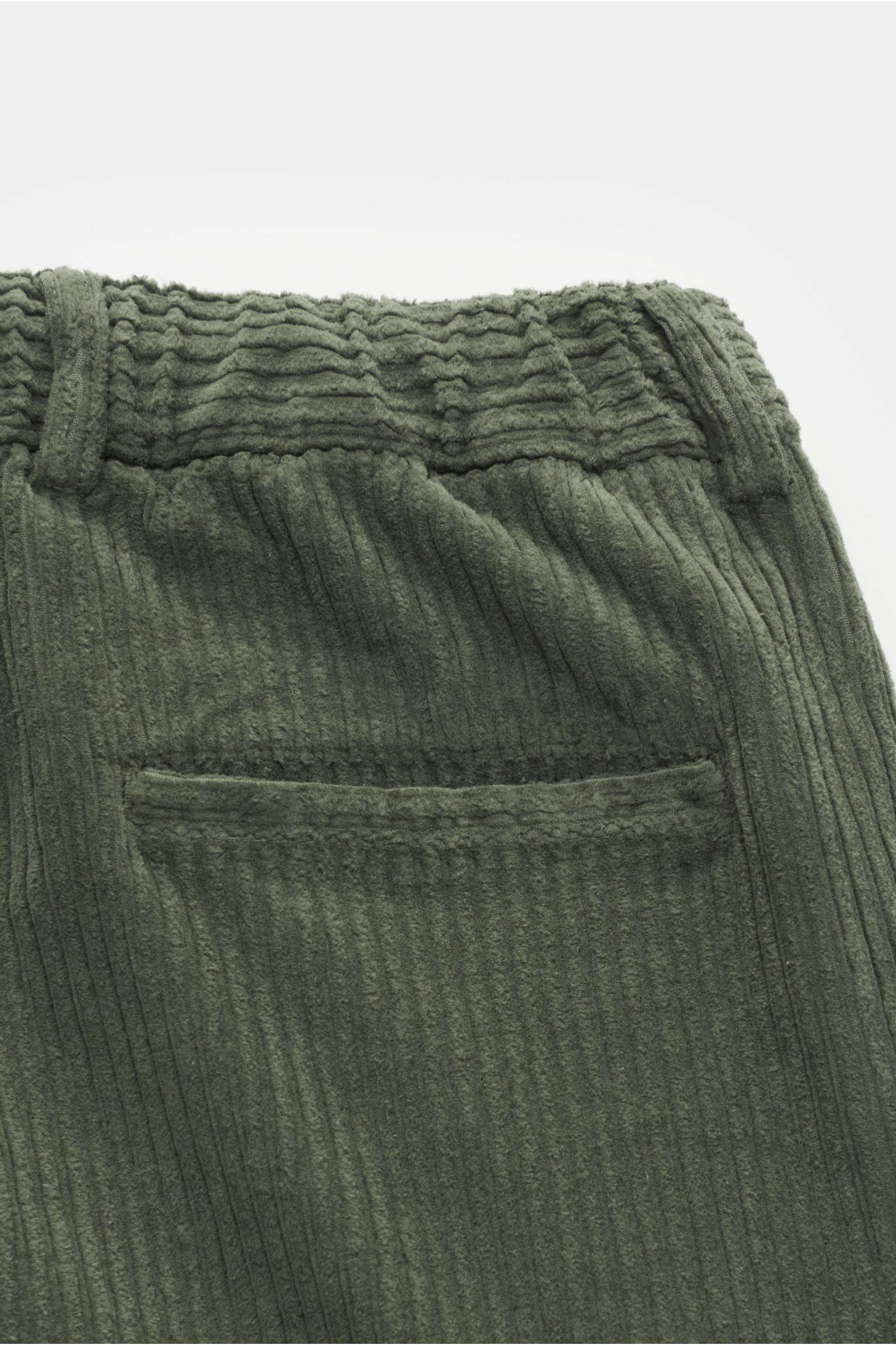 04651/ A trip in a bag Corduroy jogger pants 'Oyster' olive