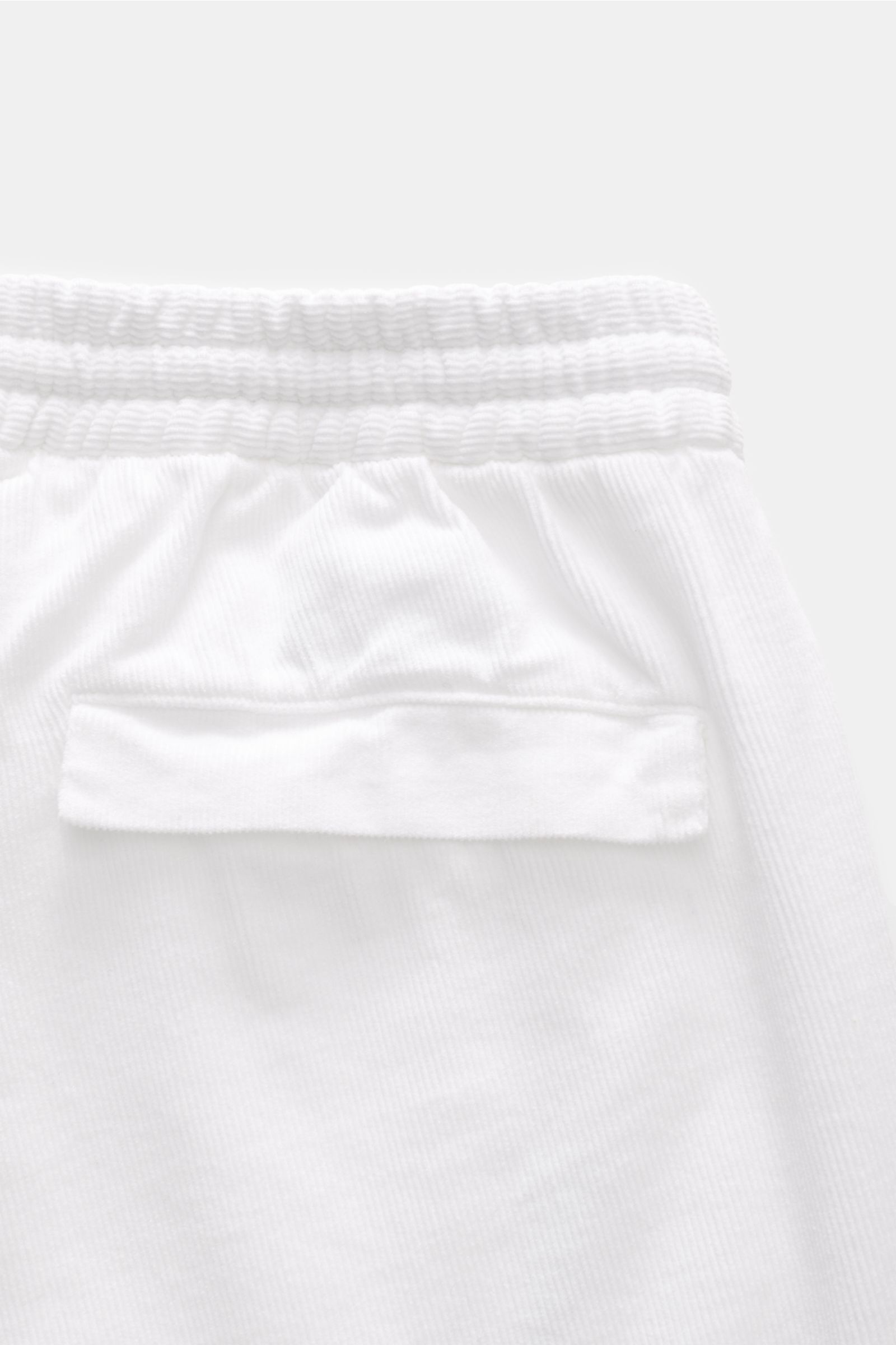 04651/ A trip in a bag Cord-Jogpants weiß