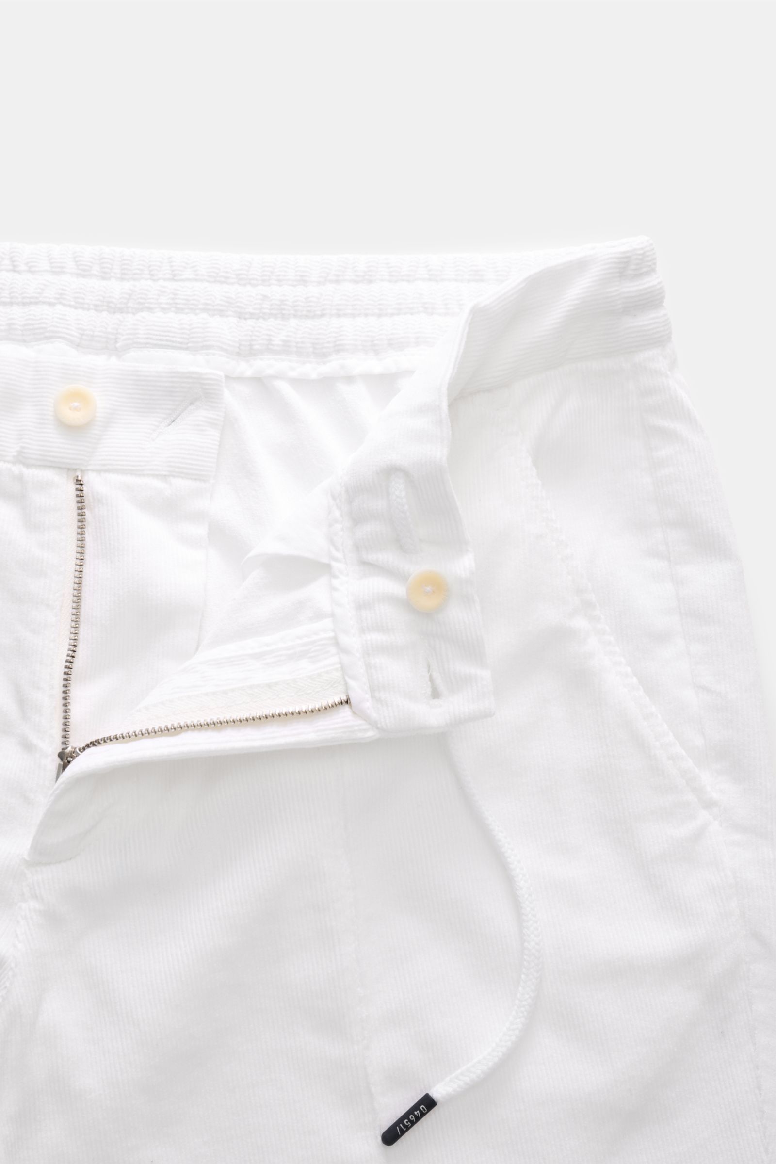 04651/ A trip in a bag Cord-Jogpants weiß