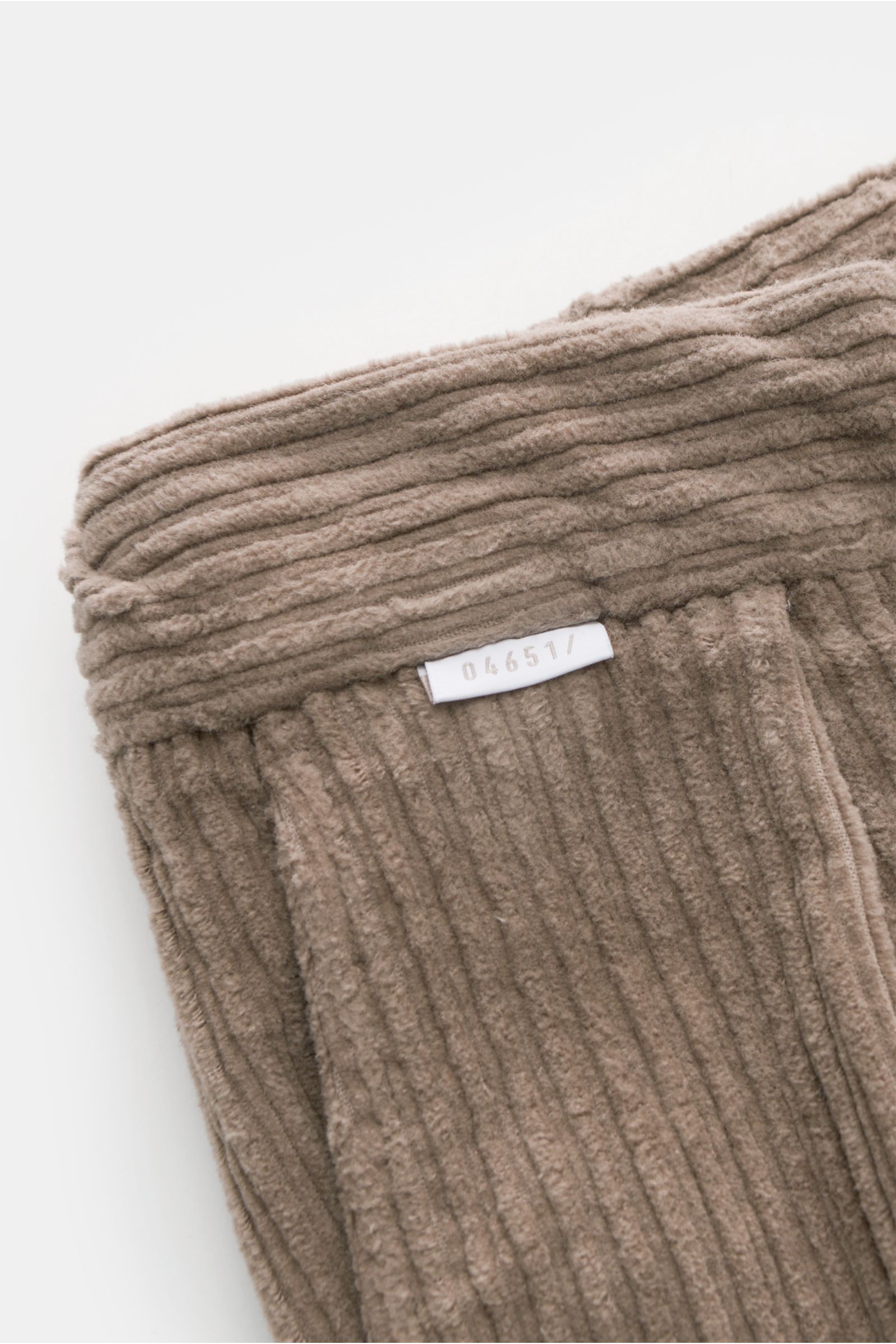 04651/ A trip in a bag Corduroy jogger pants taupe