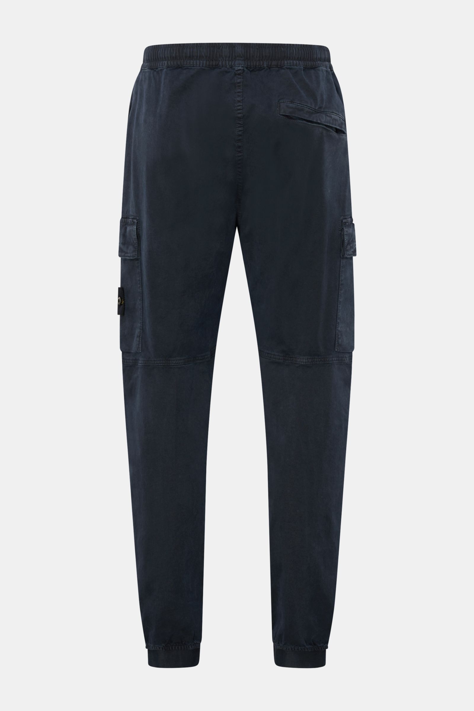 Stone Island Cargo-Jogpants navy, Rückansicht, aus stückgefärbter elastischer Bio-Baumwolle mit hohem Bund, Zipper- und Cargotaschen, tapered Fit.