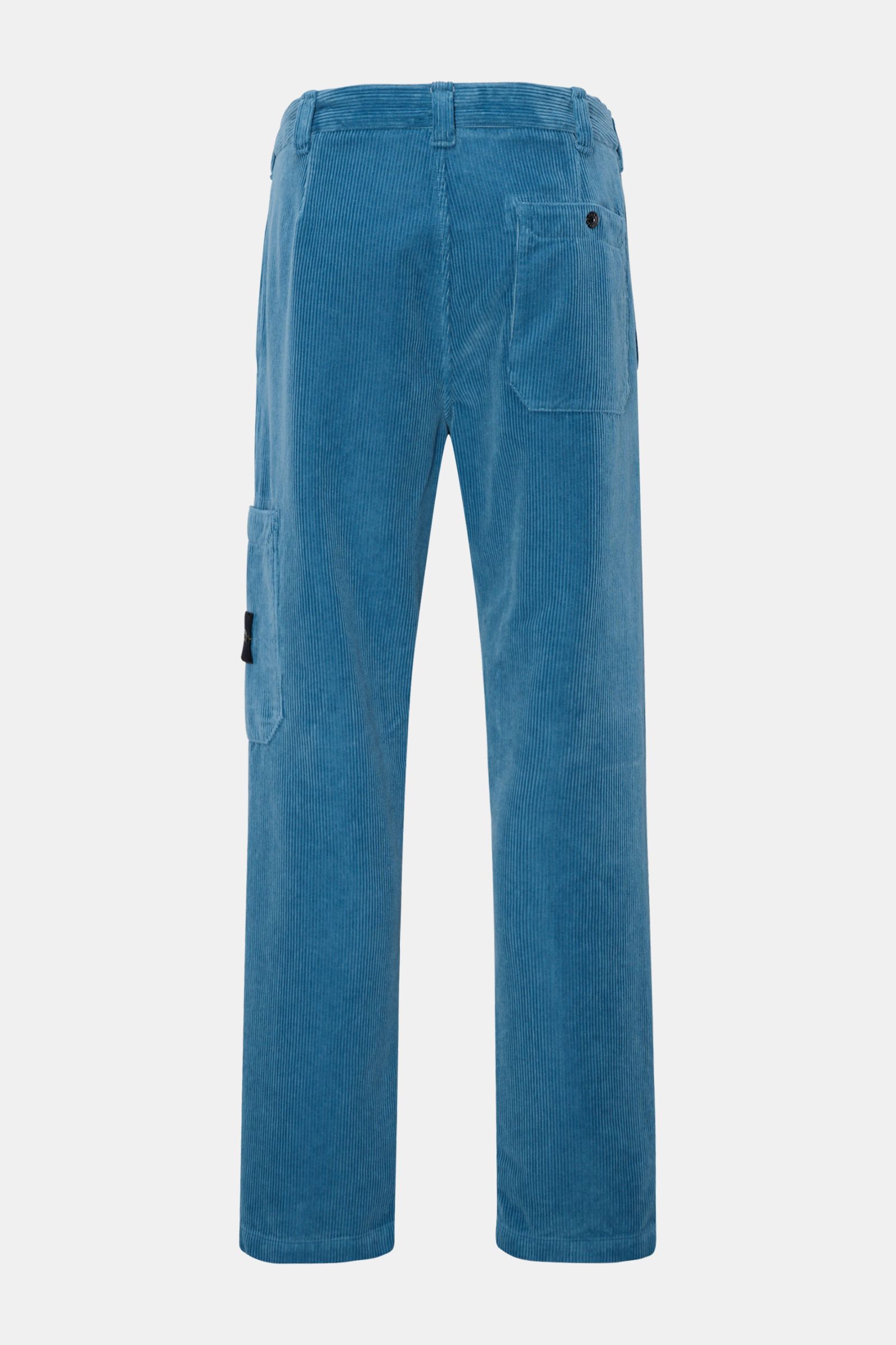 Stone Island Cord-Cargohose blau aus softem Bio-Baumwollcord, Regular Fit, gerader Schnitt, Cargo- und Gesäßtasche mit Druckknopf, Kompass-Badge, Rückansicht.