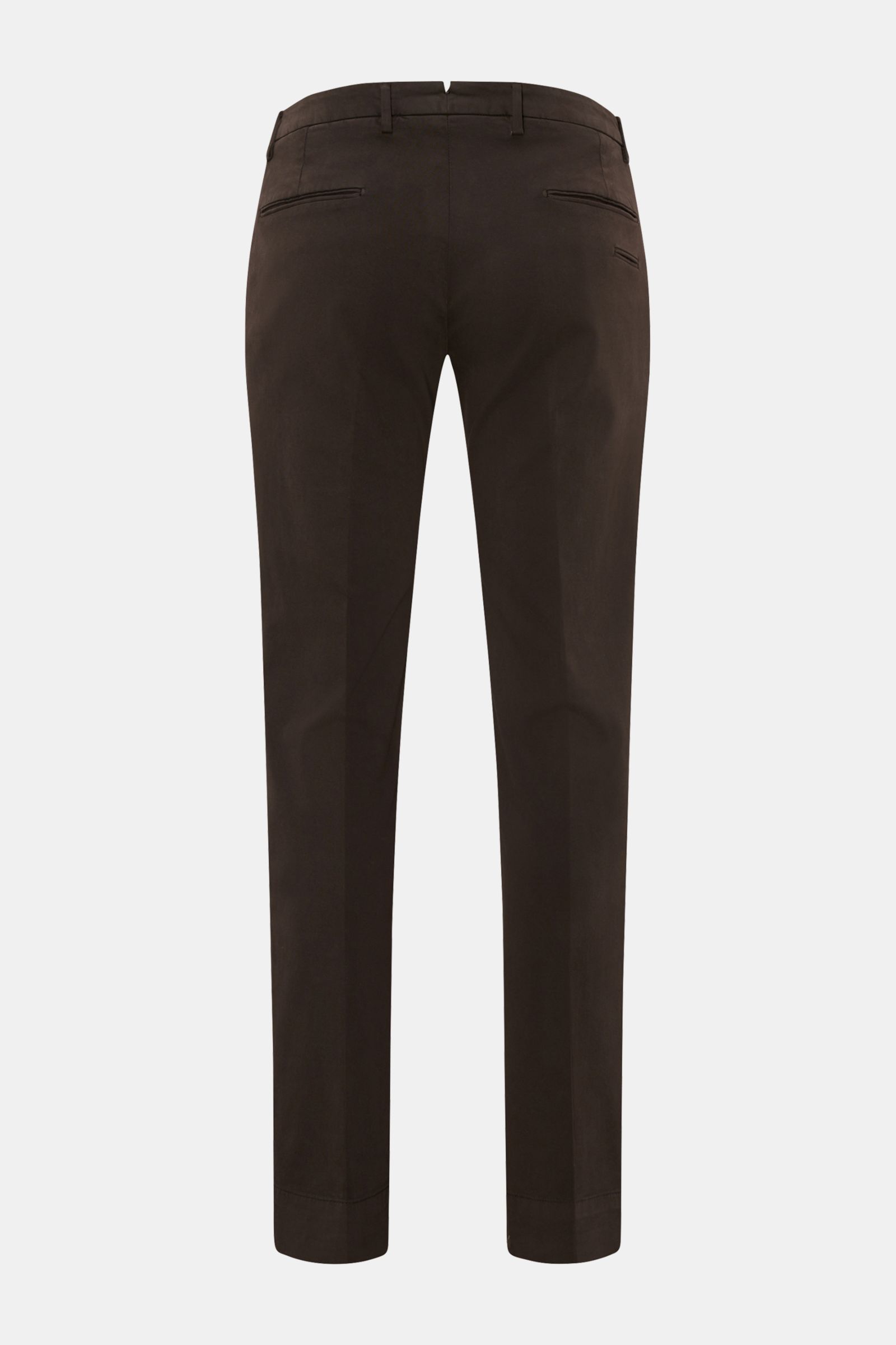 Briglia 1949 Baumwollhose dunkelbraun, schmal zulaufend, Slim Fit, elastische Baumwolle, Ansicht von hinten mit französischen und drei Gesäßtaschen.