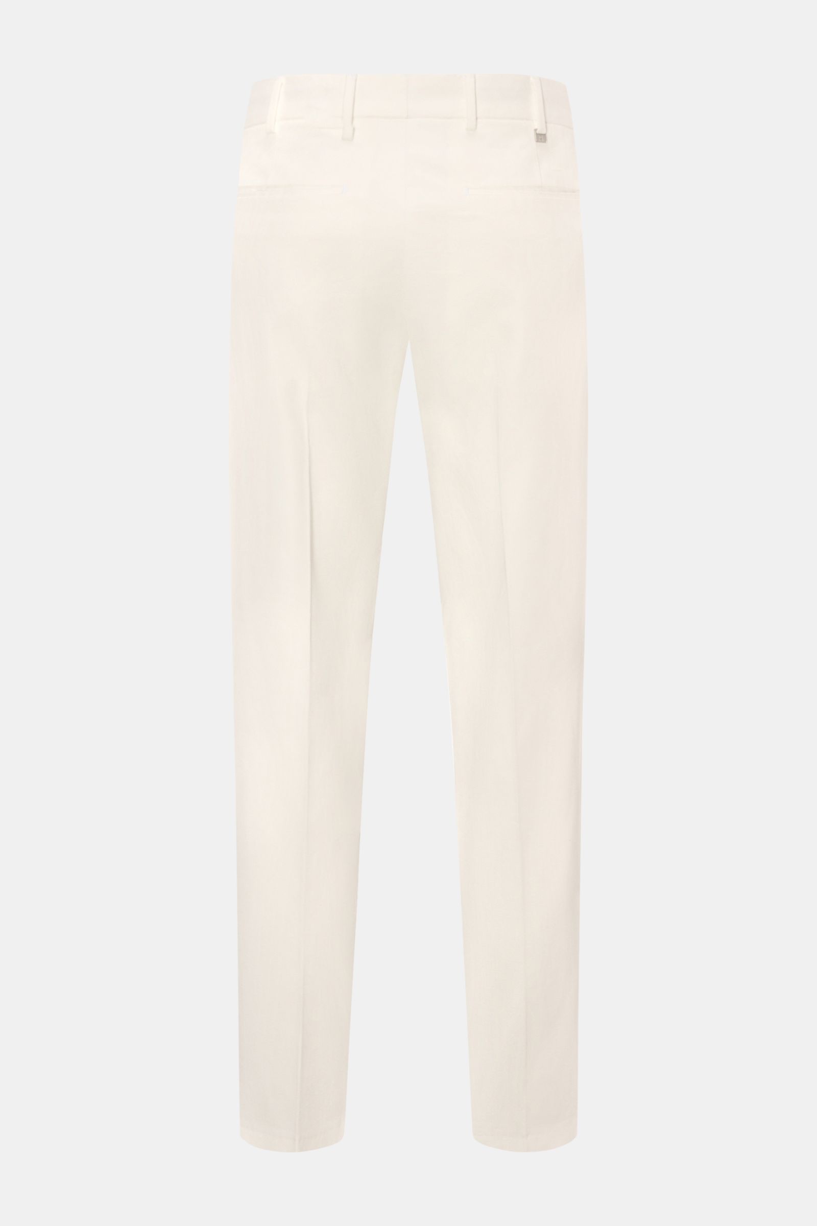 PT Torino Chino 'Rebel Fit' offwhite Rückansicht, twill aus Baumwolle, griffig, garment dyed, tapered fit, reguläre Oberschenkelweite, knöchellang, Reißverschluss, Bundhaken, französische Taschen, paspelierte Gesäßtaschen, kleines Metall-Initial.