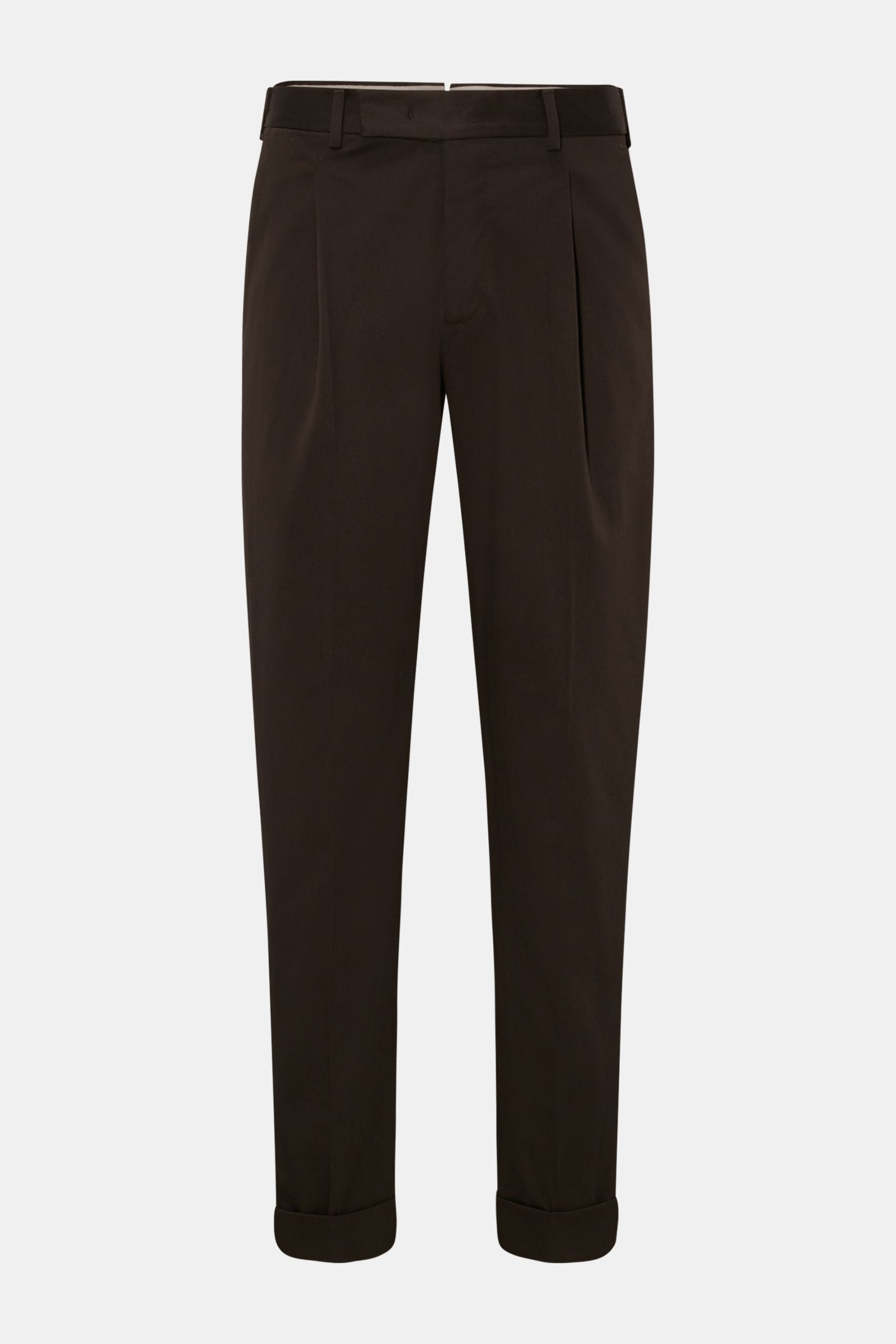 PT Torino Chino 'Rebel Fit' dunkelbraun, frontale Ansicht, Twill aus reiner Baumwolle, leichter Griff, Bundhaken, Reißverschluss, knöchellang, Bundfalte, Uhrentasche, französische Taschen, geknöpfte Gesäßtaschen, fixierter Saumaufschlag.