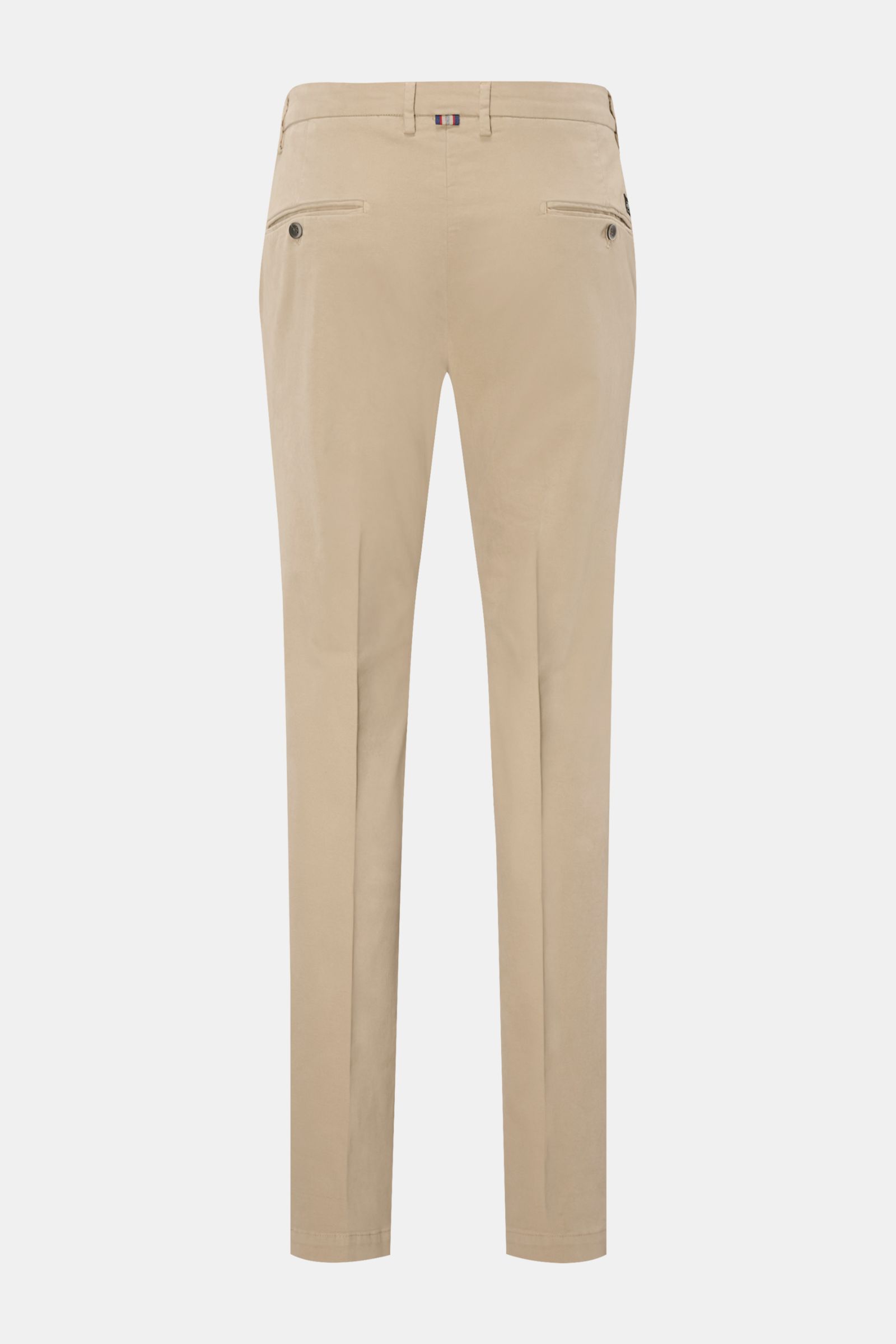 Mason's Chino 'Torino Style' beige Rückansicht, Twill aus Baumwolle, leicht elastisch, weicher Griff, garment dyed, Slim Fit, niedrige Bundhöhe, schmal zulaufend, Zip Fly, Bundknopf, französische Taschen, paspelierte Gesäßtaschen mit Knopf.
