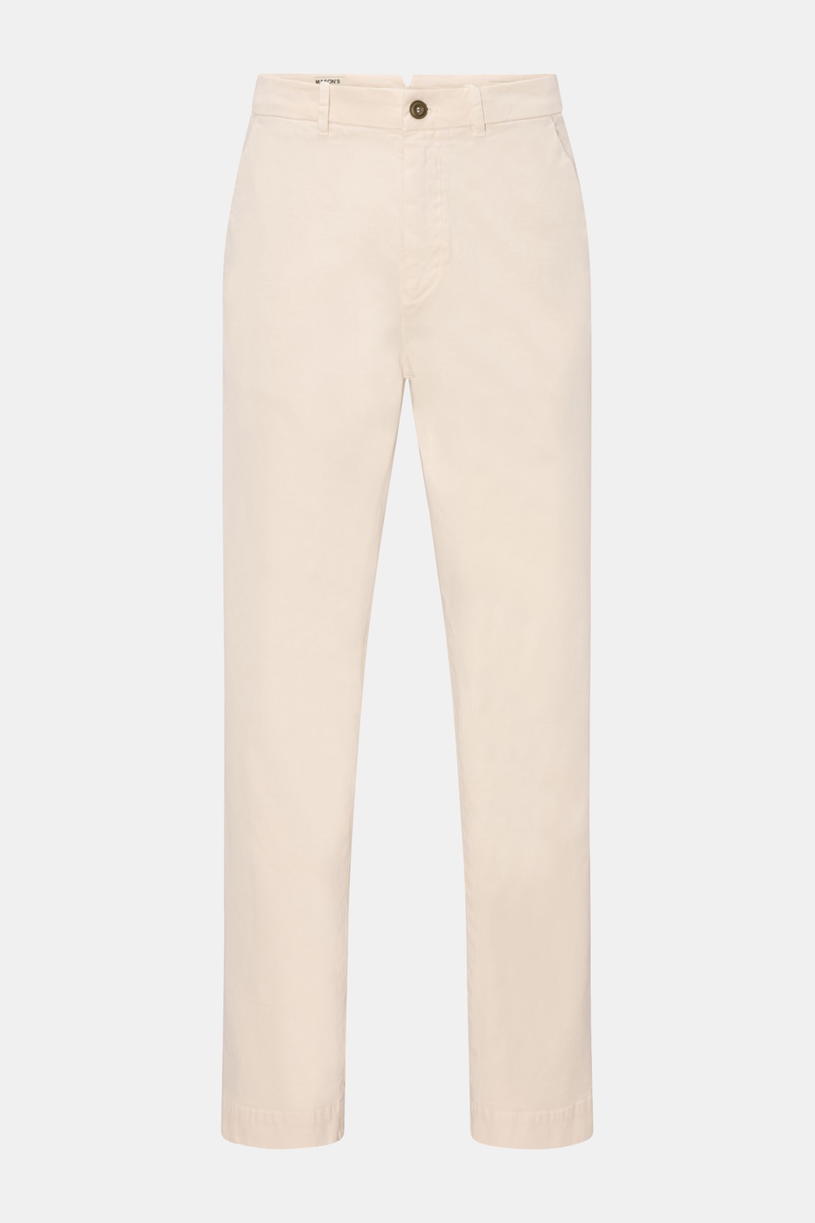 Front view of Mason's Chino 'Boston Style' sand pants made of twill cotton, slightly elastic, soft touch, garment dyed, regular fit, tapered, zip fly, button, French pockets, small coin pocket, back pockets with buttoned flaps.