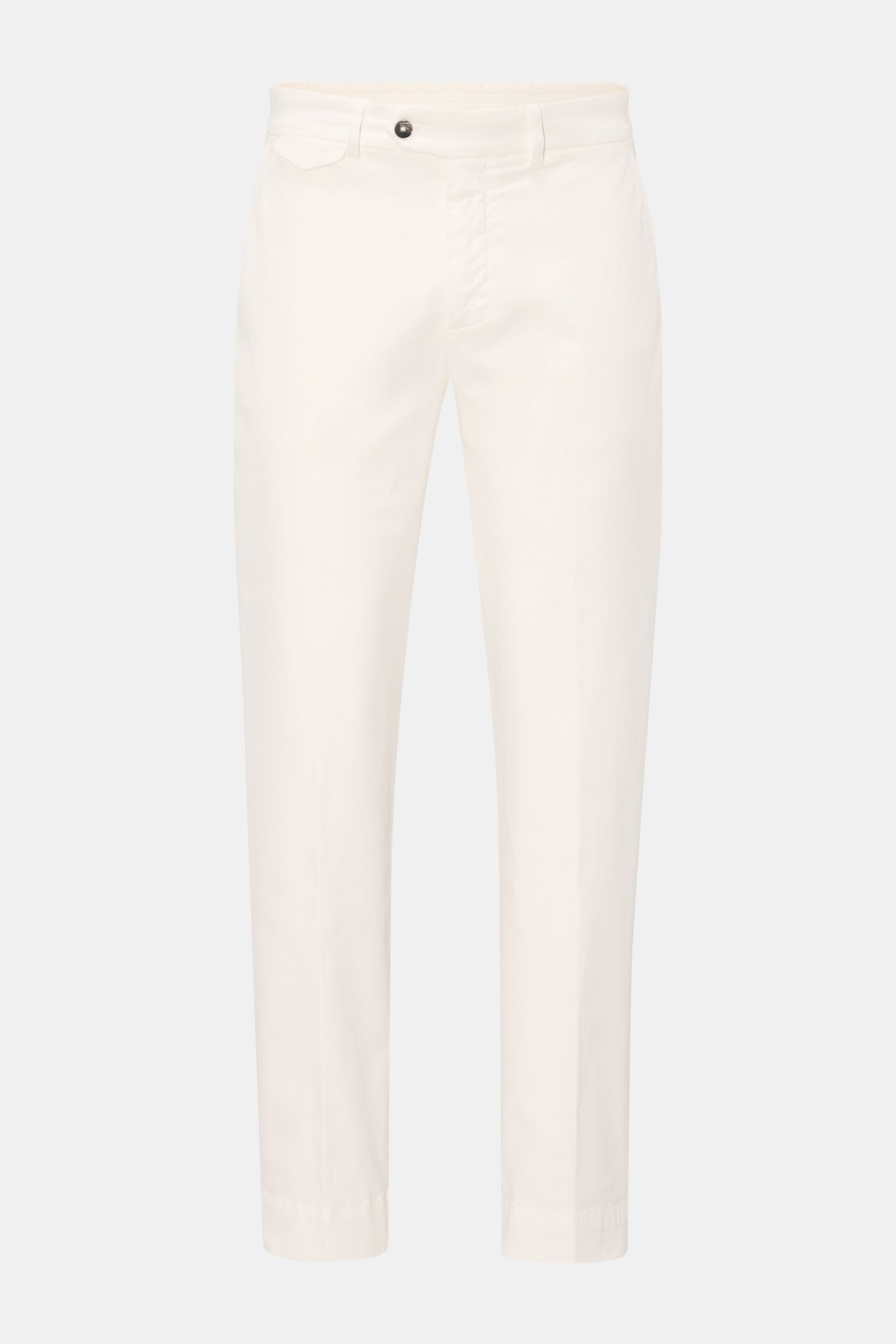 04651/ A trip in a bag Baumwollhose 'Flex' creme, frontale Ansicht, knöchellang, tapered Fit, Popeline mit Stretch, Taschen mit Patte, Bundknopf.