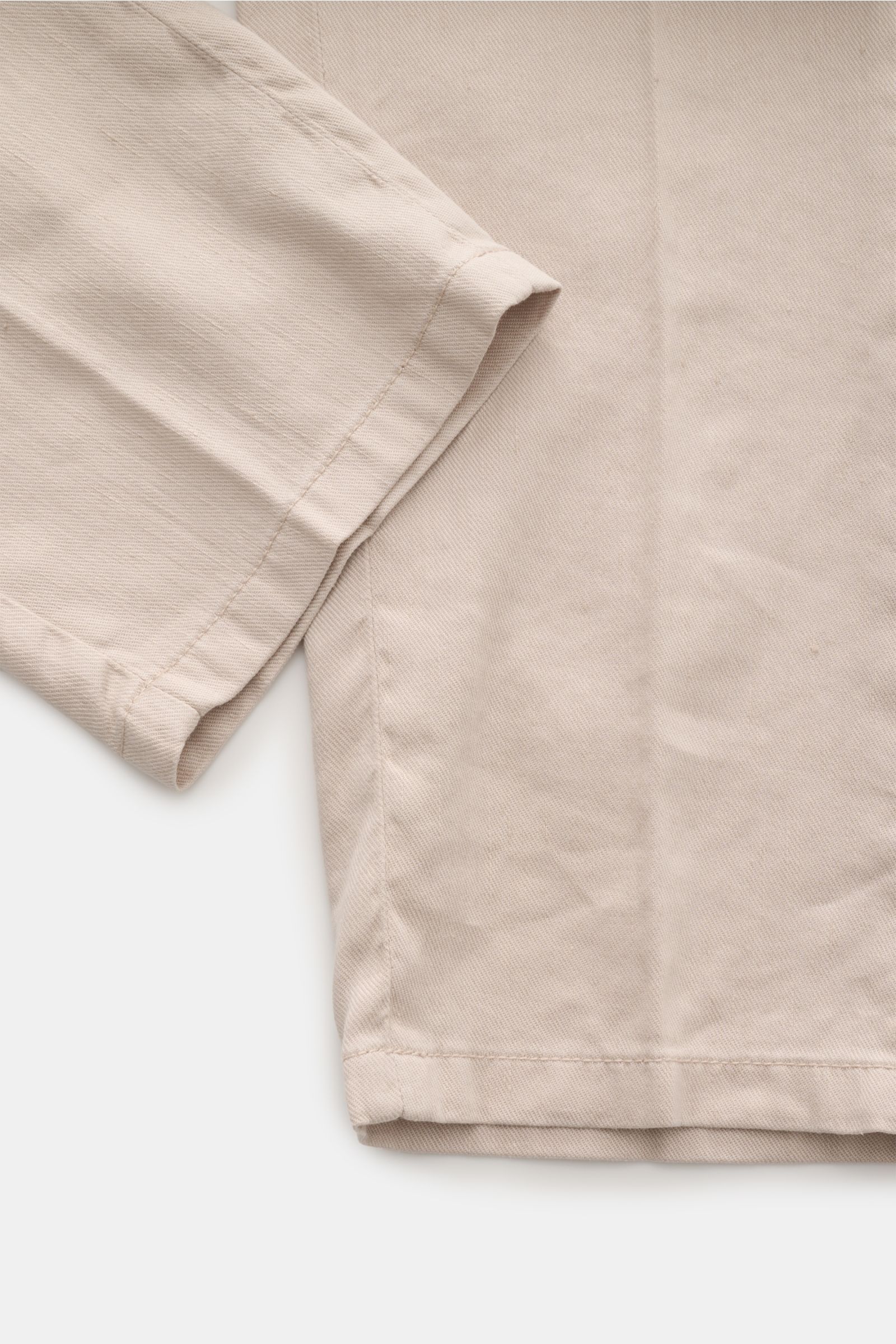 Marco Pescarolo Jogpants 'Caracciolo' beige, Detailaufnahme vom Saum und Beinnaht, leichte Leinen-Mischung, Regular Fit, elastischer Bund mit Tunnelzug.