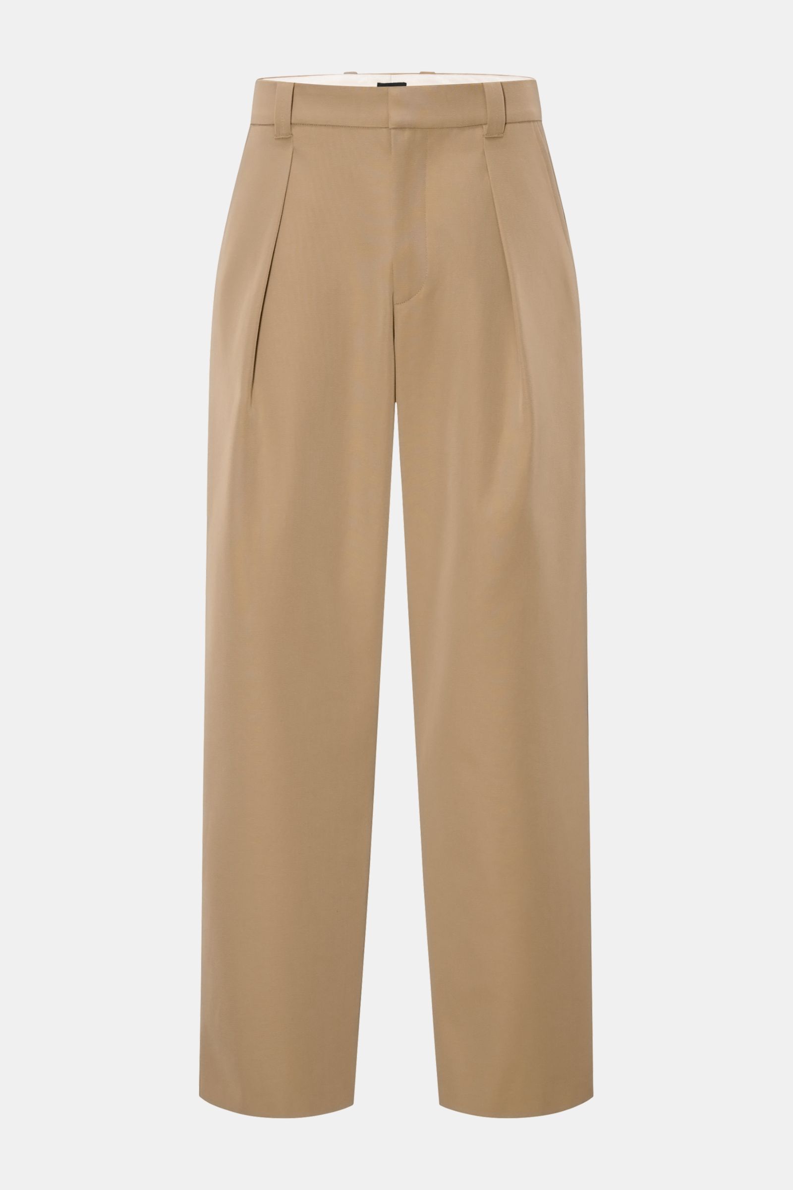 Front view of A.P.C. Hose 'Renato' camel, a stylish classic tapered fit trouser with high waist, wool-microfiber blend, and pleats.

Description: Stilvoller Klassiker: Die Hose 'Renato' von A.P.C. wird mit ihrem eleganten Design zum unverzichtbaren Ess