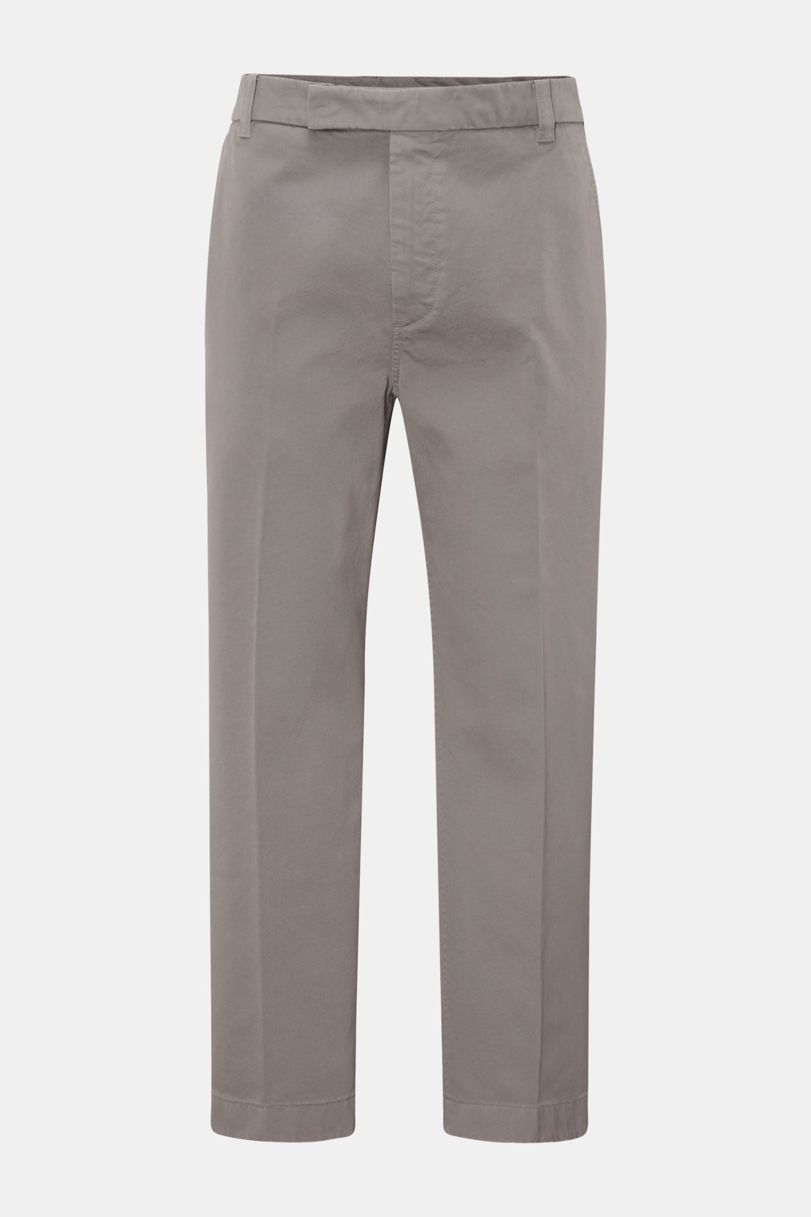 Thom Browne Chino grau, frontale Nahaufnahme, aus festem Baumwoll-Twill, Tapered Fit, knöchellang, mit Reißverschluss, Bundhaken und französischen Taschen.