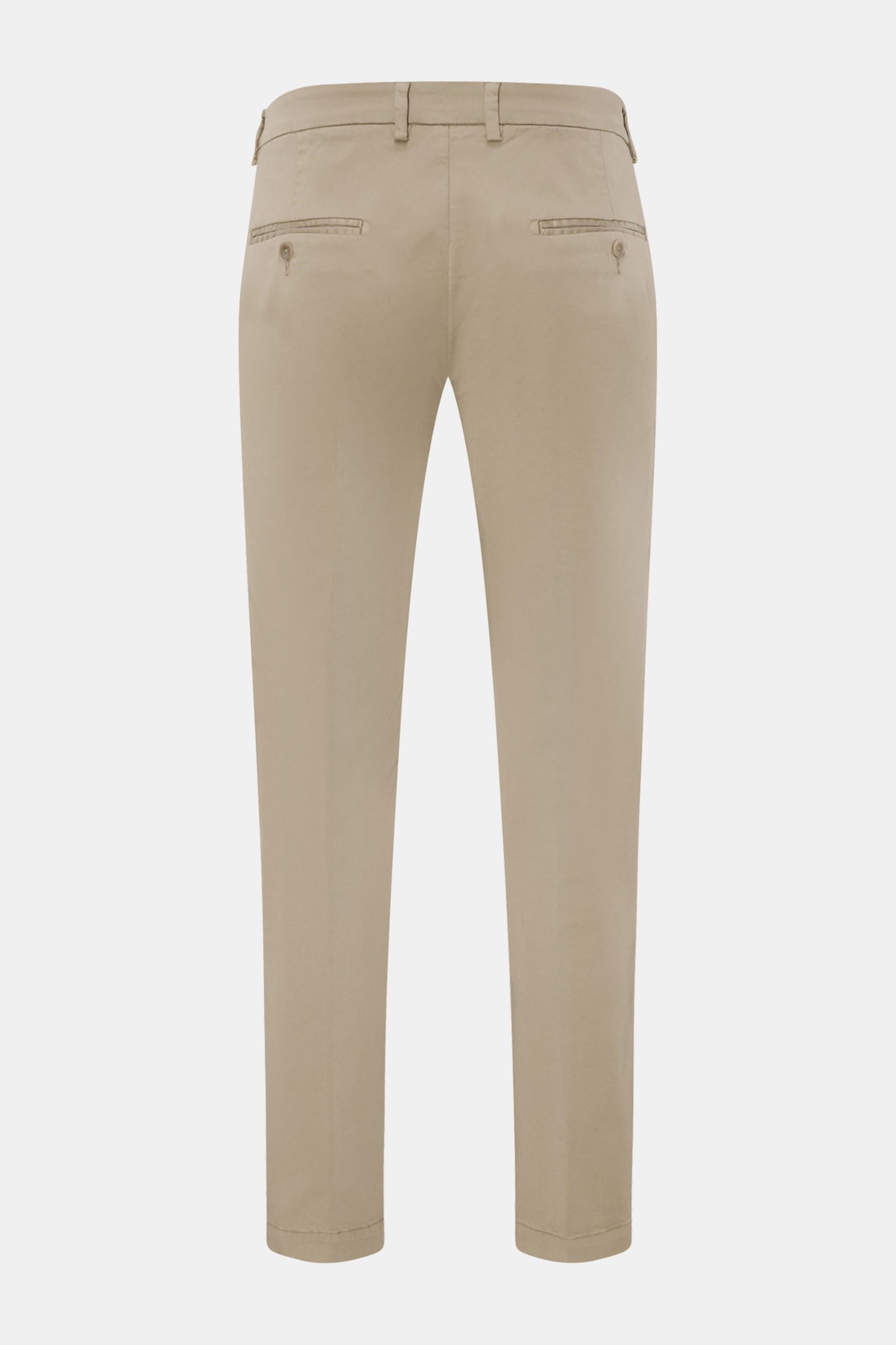 Rückansicht der 04651/ A trip in a bag Chino taupe Baumwollhose aus Twill, leicht elastisch, Tapered Fit, knöchellang, mit französischen Taschen.