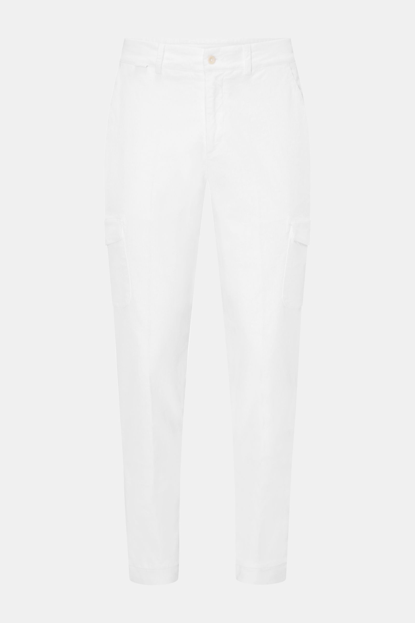 Front view of 04651/ A trip in a bag Cordhose offwhite, retro-inspired cotton corduroy pants with tapered fit, double pleat, side-adjusters, French pockets, and fixed hem cuff.