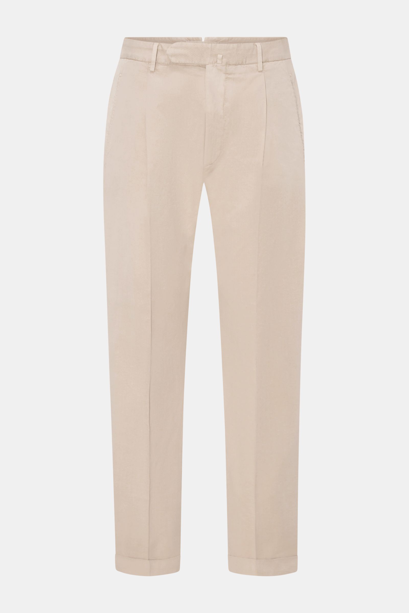 Front view of Santaniello Chinos 'Arsenio' beige in soft pure cotton twill, featuring a single pleat, tapered fit, regular thigh width, ankle length, zip and waist buttons, jetted hip and back pockets, and fixed hem turn-up. Casual meets stylish: The chin