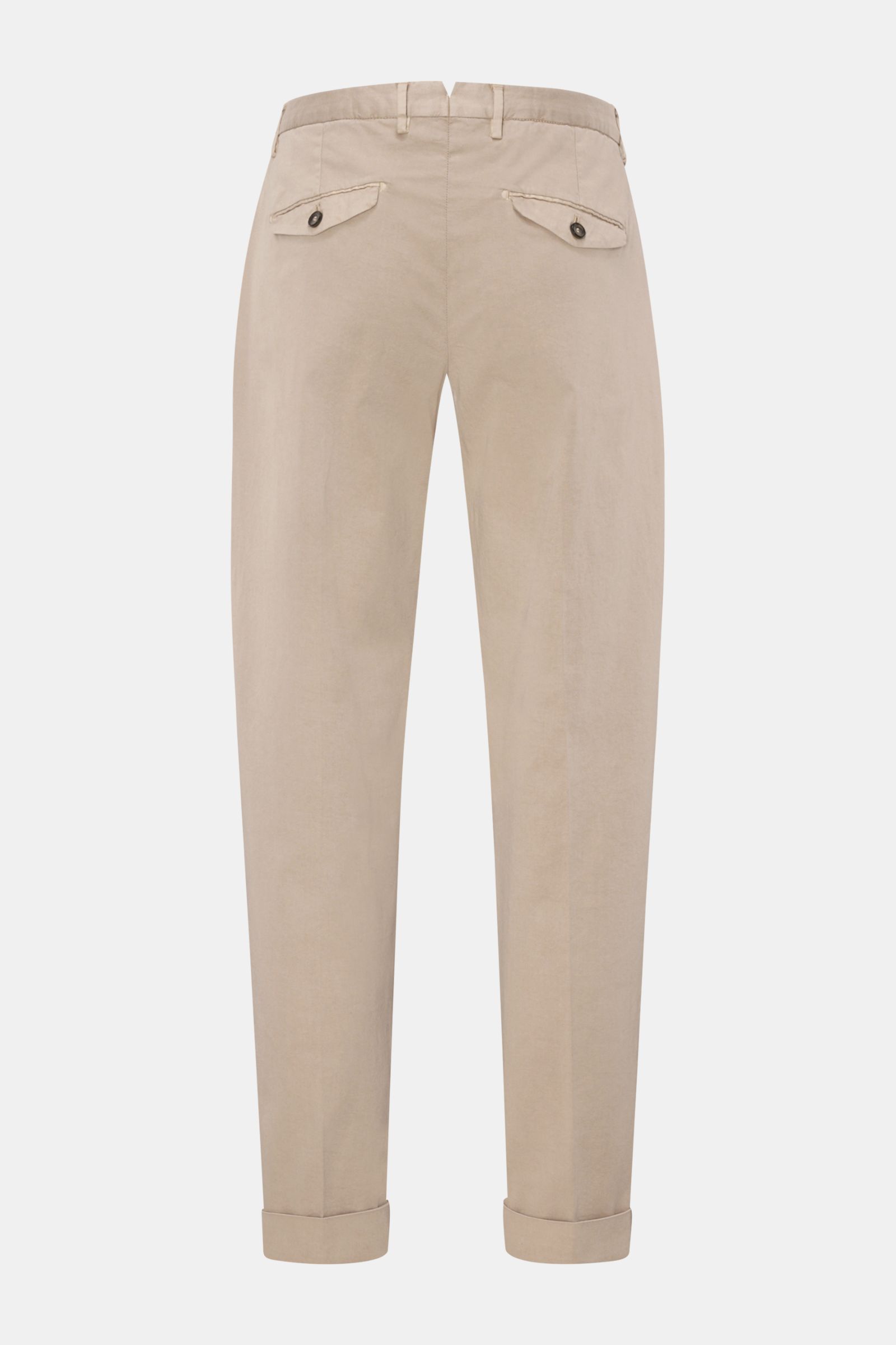 Santaniello Chino 'Camerota' beige, knöchellang mit einfacher Bundfalte, französischen Taschen, Reißverschluss, fixiertem Saumaufschlag, Rückansicht.