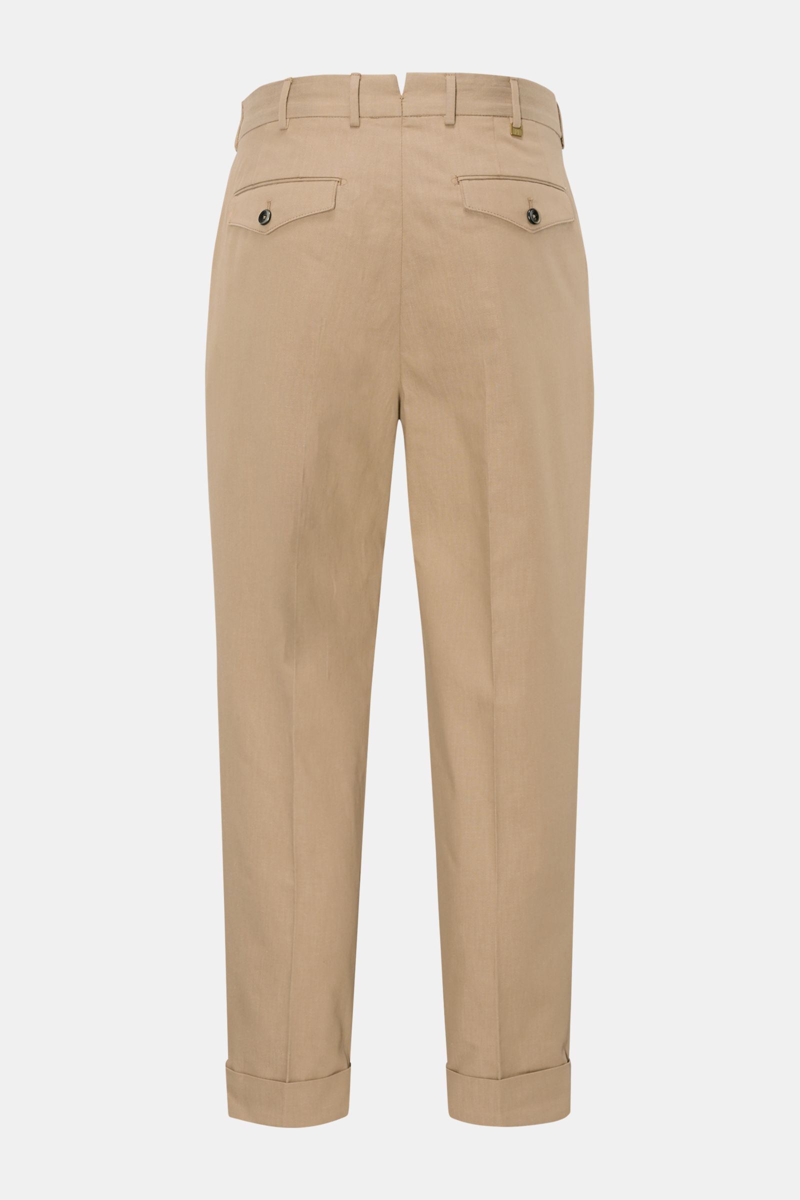 Rückansicht der PT Torino Baumwollhose 'Carrot Fit' sand meliert mit doppelter Bundfalte, verlängerter Knopfriegel, Gesäßtaschen mit Patte, fixiertem Saumaufschlag.