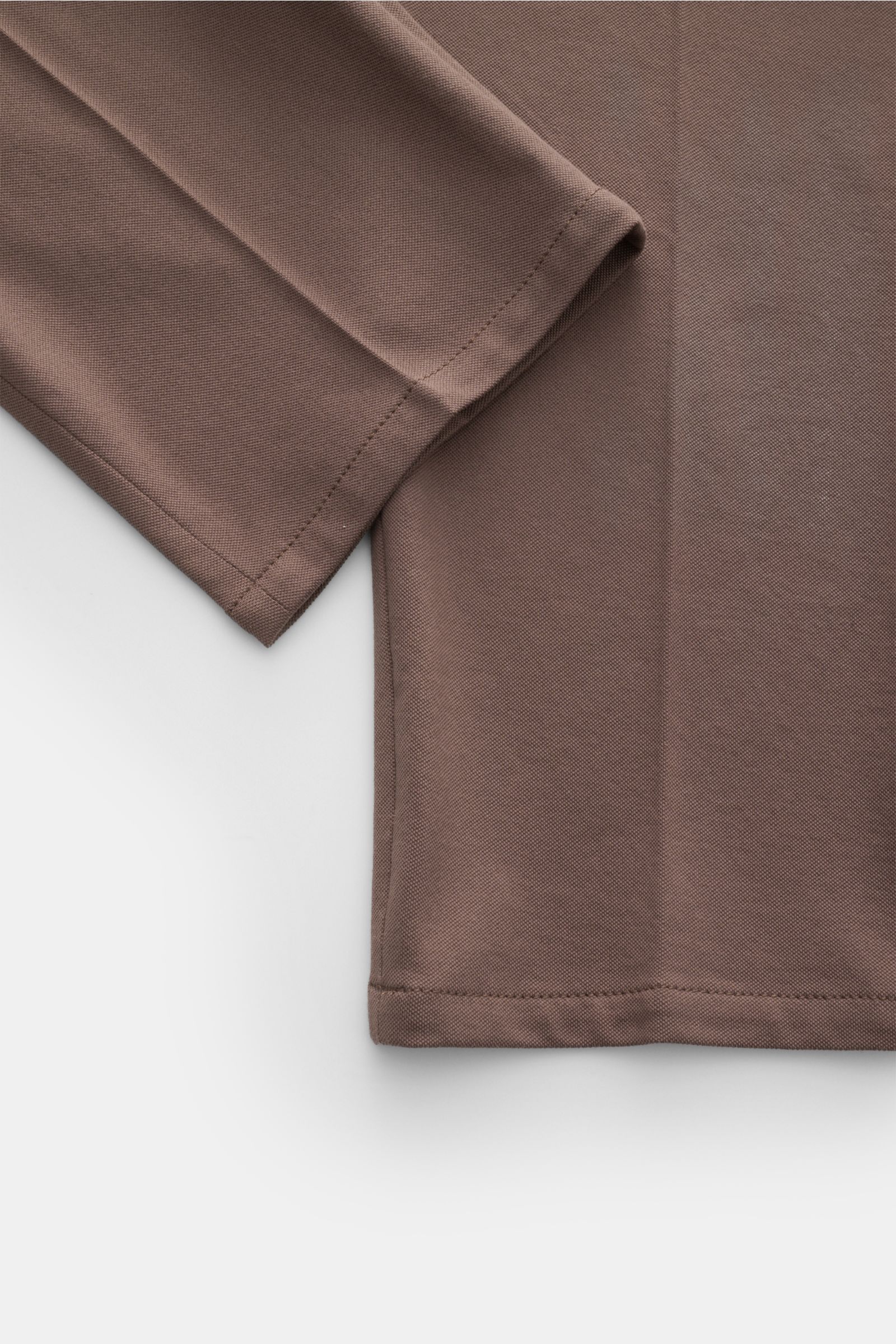 Circolo 1901 Jersey-Jogpants 'Premium Piquet' braun, Detailaufnahme von unten, elastische Baumwolle, leichter Piqué-Jersey, Regular Fit, Bund mit Tunnelzug und Logo-Print.