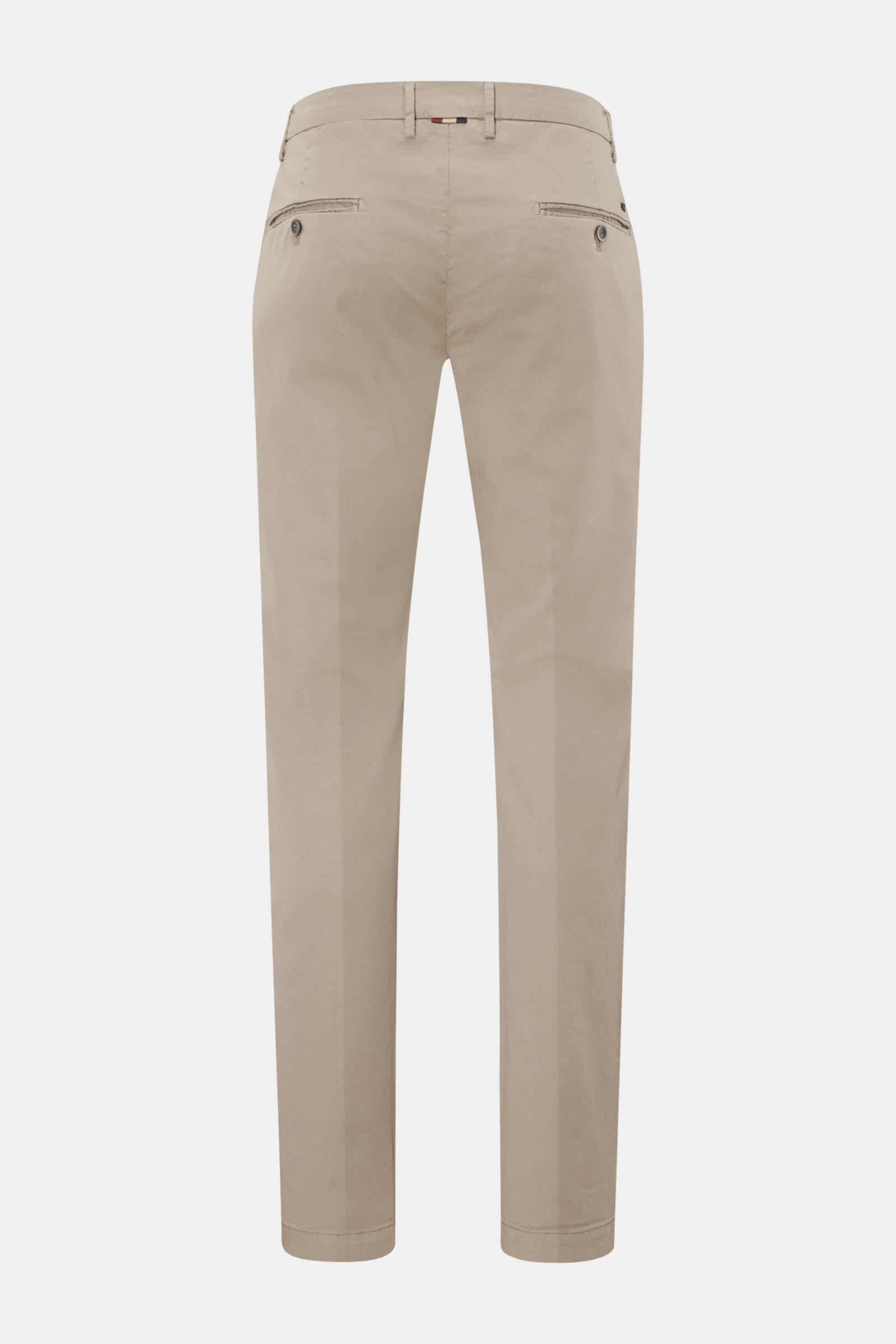 Mason's Chino 'Torino Style' taupe, slim fit, schmal zulaufend, niedrige Bundhöhe, Rückansicht mit paspelierten Gesäßtaschen, Baumwoll-Lyocell Stretch.