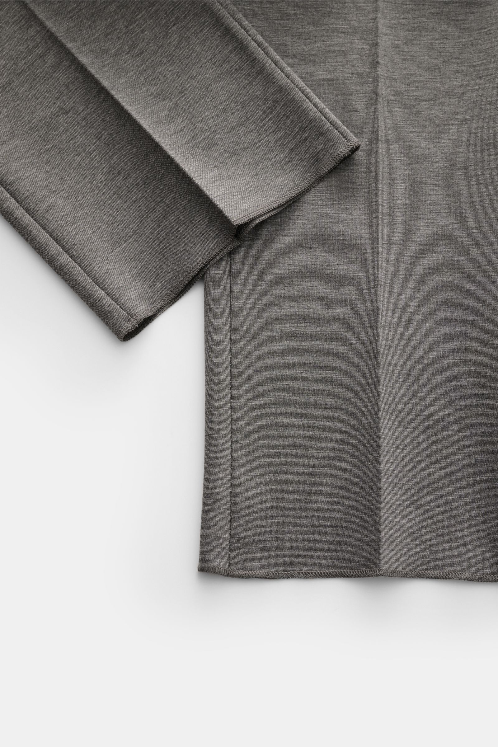 GTA Jerseyhose 'Federico' dunkelgrau meliert aus weichem Jersey, Regular Fit, leicht schmal zulaufend, Detailaufnahme von Saum und Bein von oben.