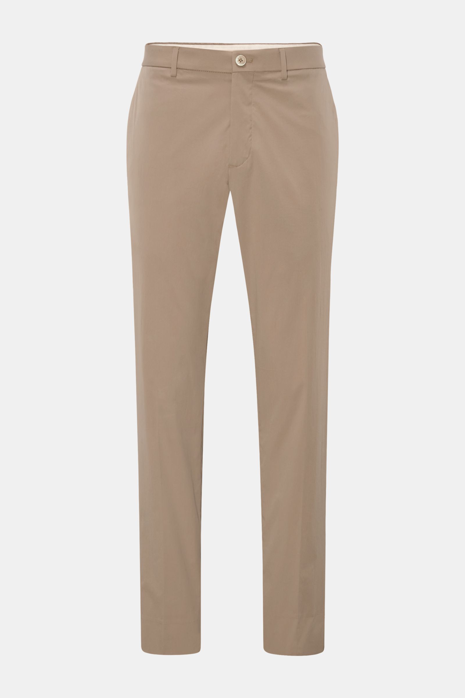 GTA Hose 'Davide' hellbraun in Frontansicht, leichte Baumwoll-Microfaser-Qualität, Tapered Fit, schmal zulaufend, mit Reißverschluss, Bundknopf, französischen und Gesäßtaschen.