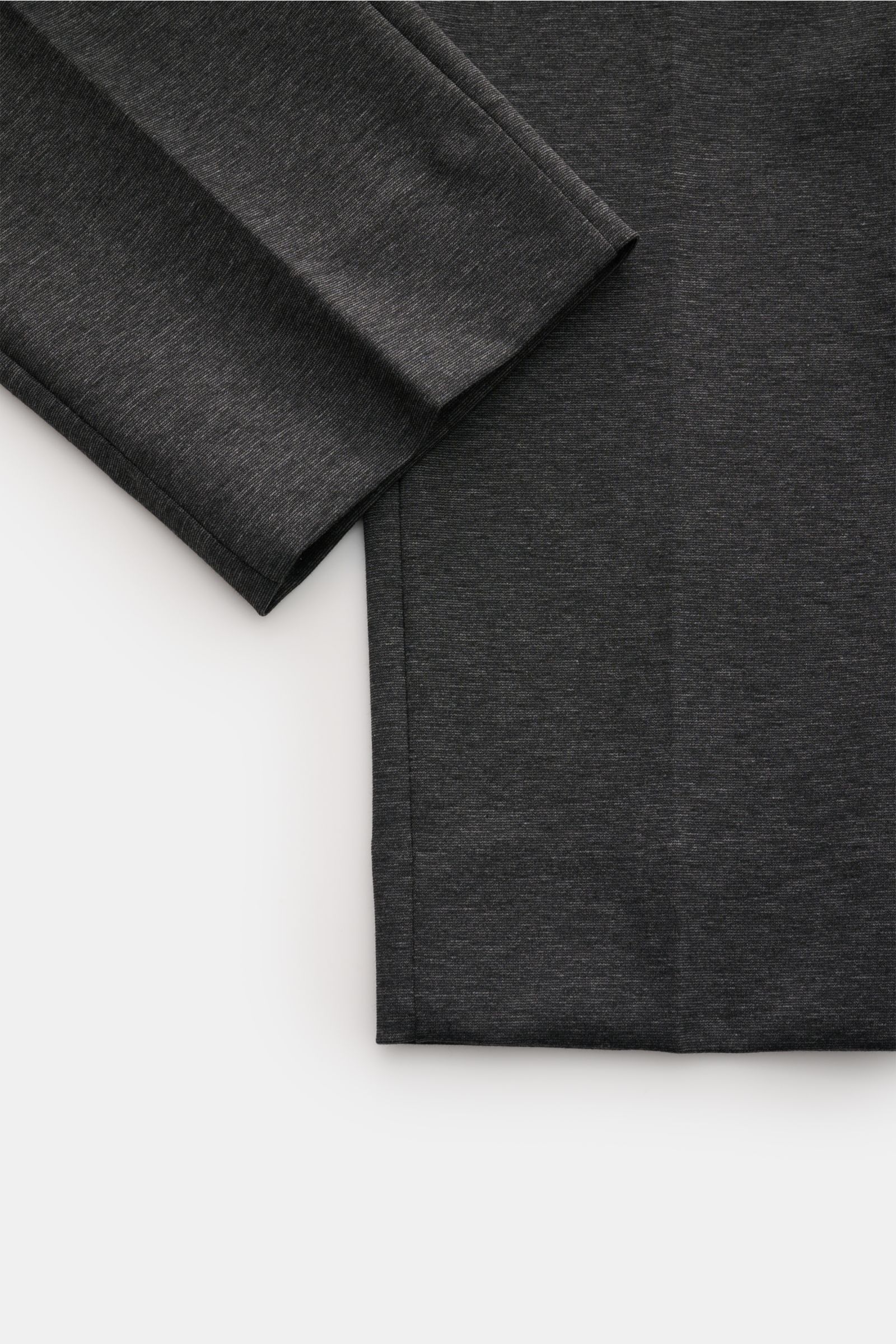 GTA Hose 'Davide' dunkelgrau meliert aus Baumwoll-Jersey, schmal zulaufend, knöchellang, Regular Fit, seitliche Ansicht mit Details wie Bundknopf, Reißverschluss und französischen Taschen.