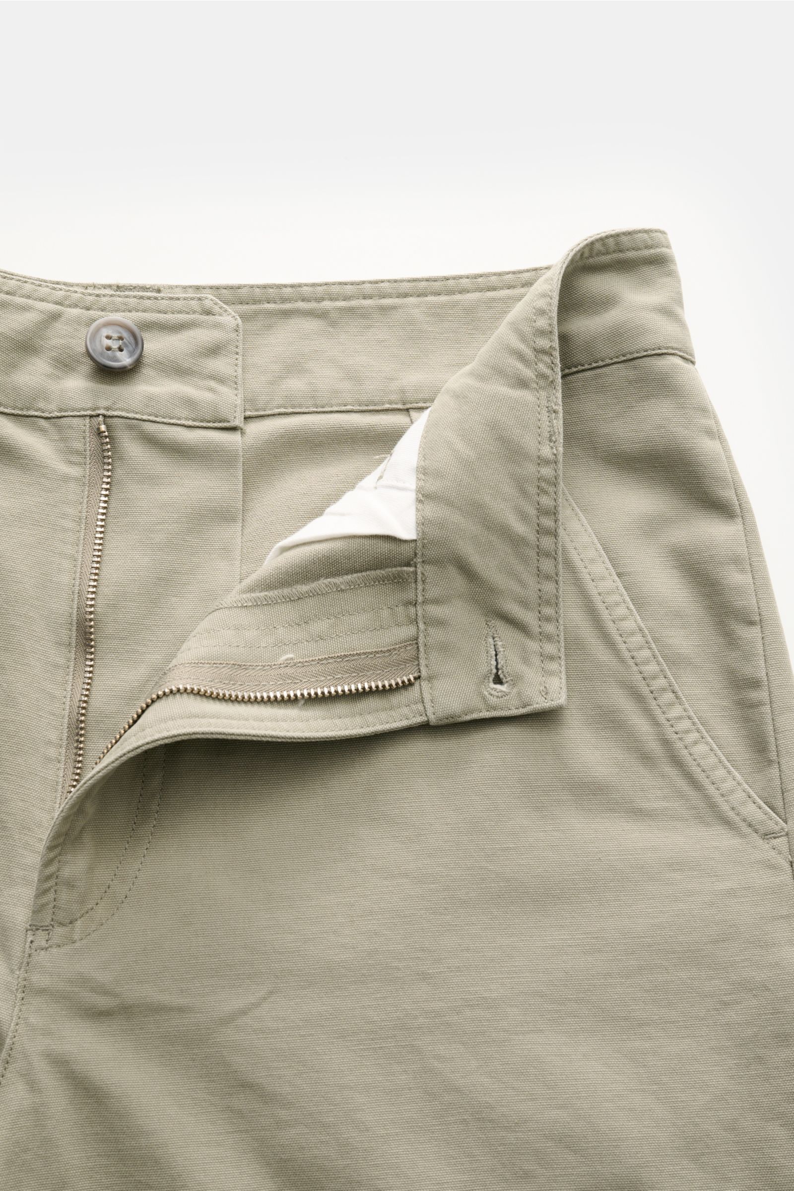 A.P.C. Jeans 'Fergus' graugrün