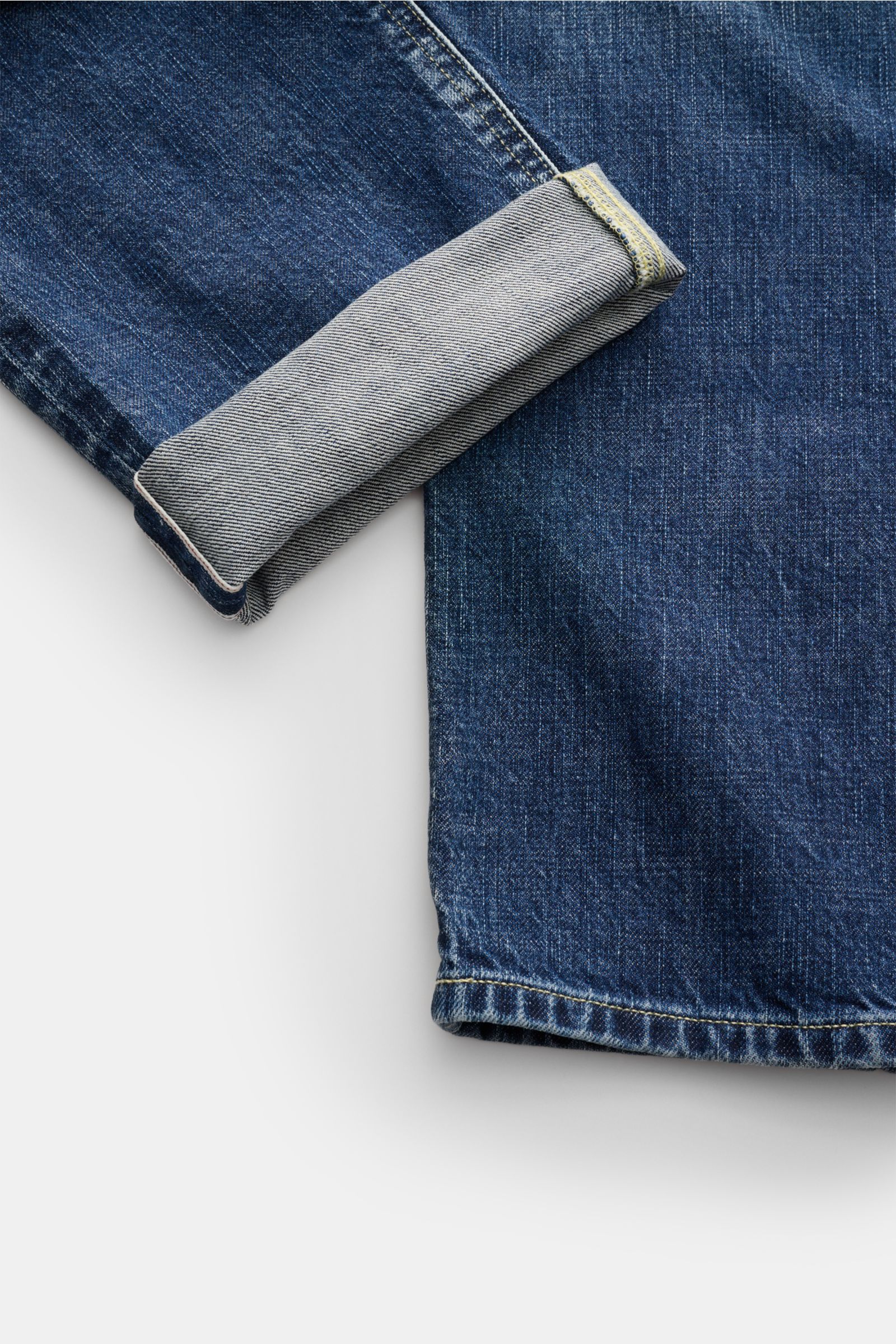 Dondup Jeans 'Bray' graublau, Detailaufnahme von unten, Denim aus reiner Baumwolle, Selvedge, griffig, Regular Fit, hoher Bund, Button Fly.