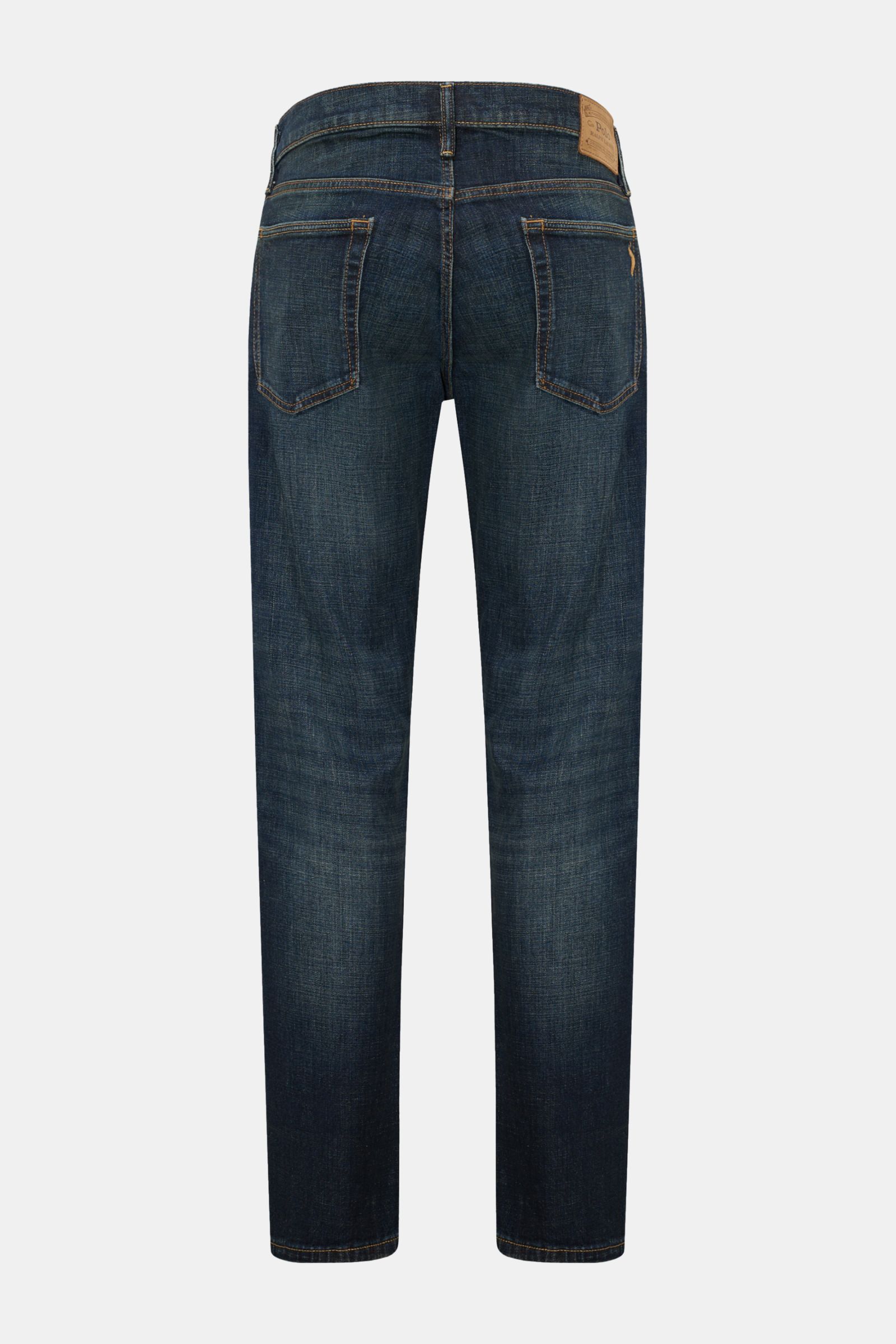 Rear view of Polo Ralph Lauren Jeans dunkelblau in regular fit with authentic used wash, five-pocket style, and zip fly.

Description: Vielseitiger Begleiter: In Kombination mit den ikonischen Poloshirt wird die regulär geschnittene Jeans von POLO RALP