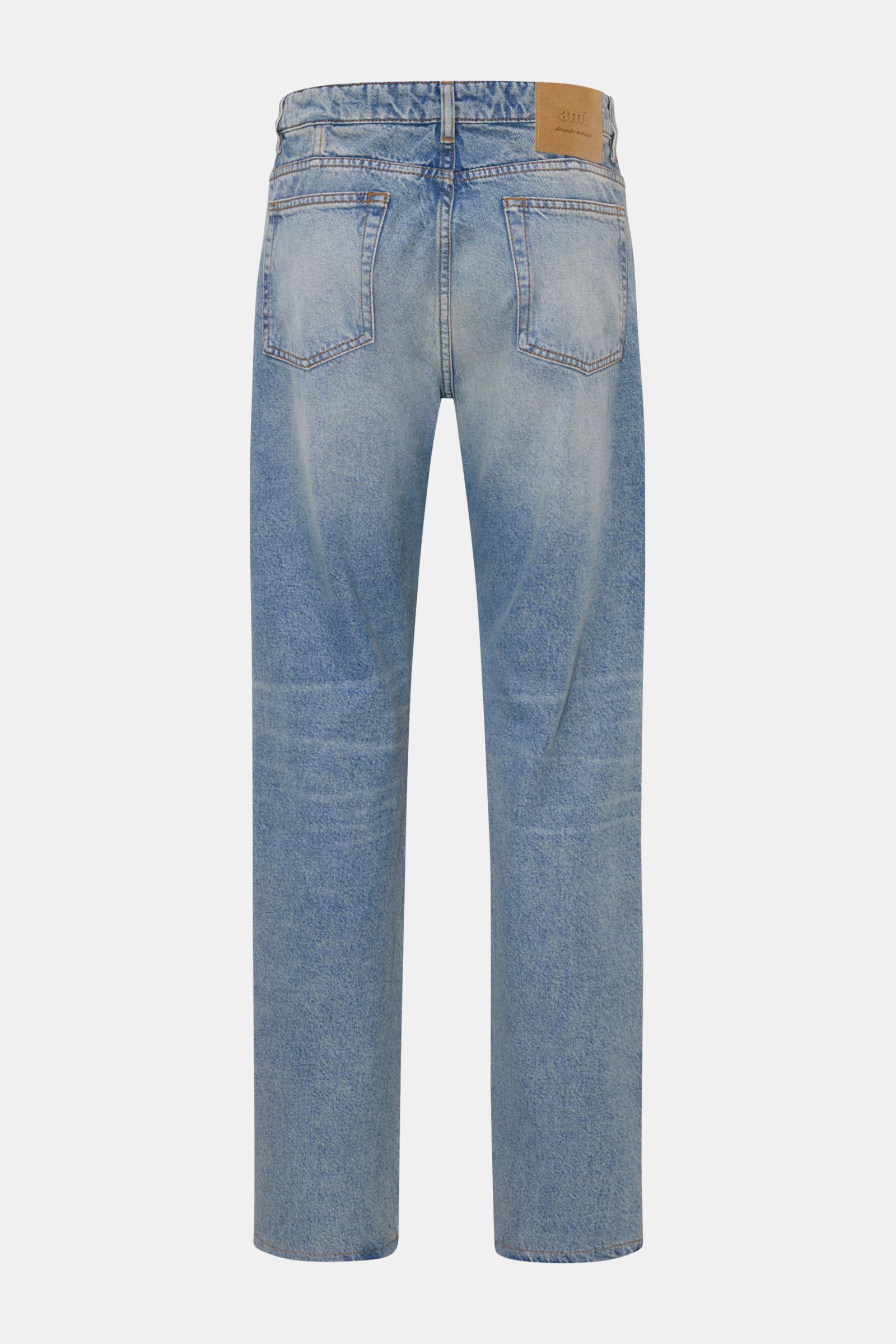 Rear view of Ami Paris Jeans 'Classic Fit' smoky blue denim in pure cotton with authentic used wash, straight cut, and logo patch.

Casual denim by Parisian label AMI PARIS: The model 'Classic Fit' in pure cotton denim is perfect for classic urban look