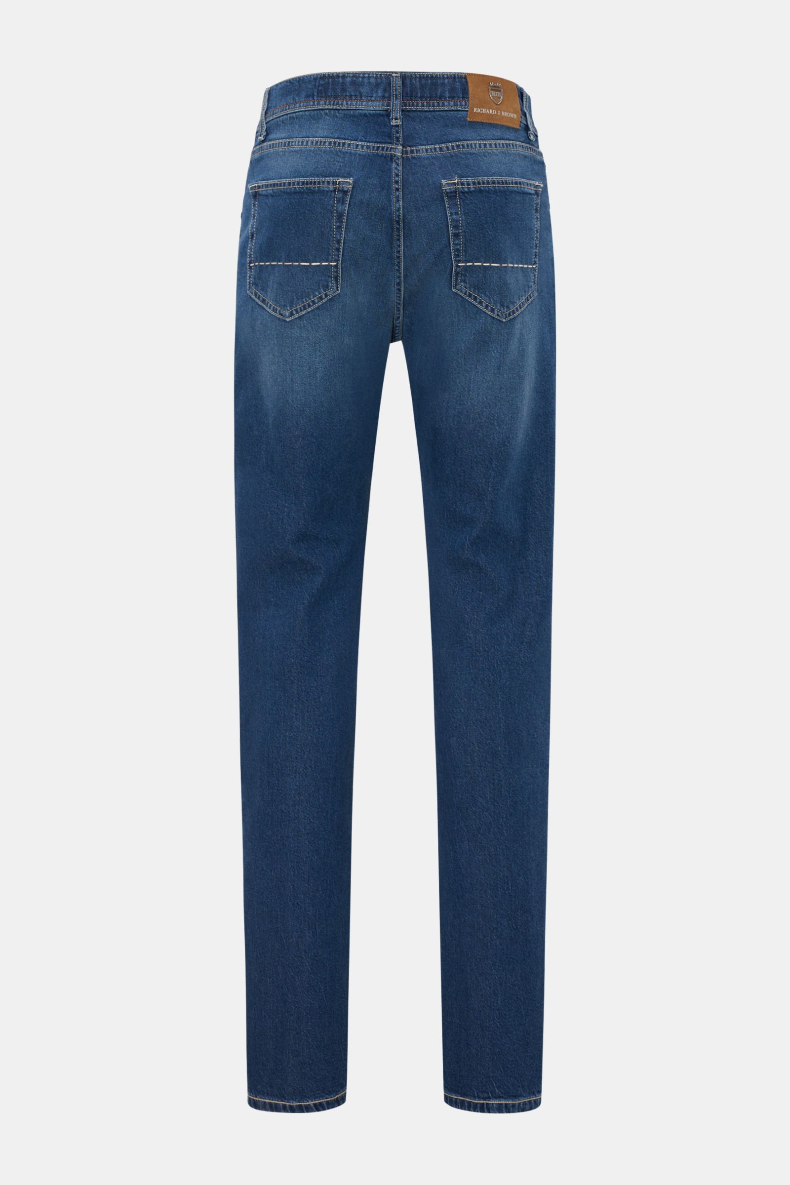 Richard J. Brown Jeans 'Tokyo' dunkelblau, Rückansicht, Slim Fit, Five-Pocket-Stil, Button Fly, Baumwolle/Tencel, Lederpatch, schmal zulaufend, weicher Griff.