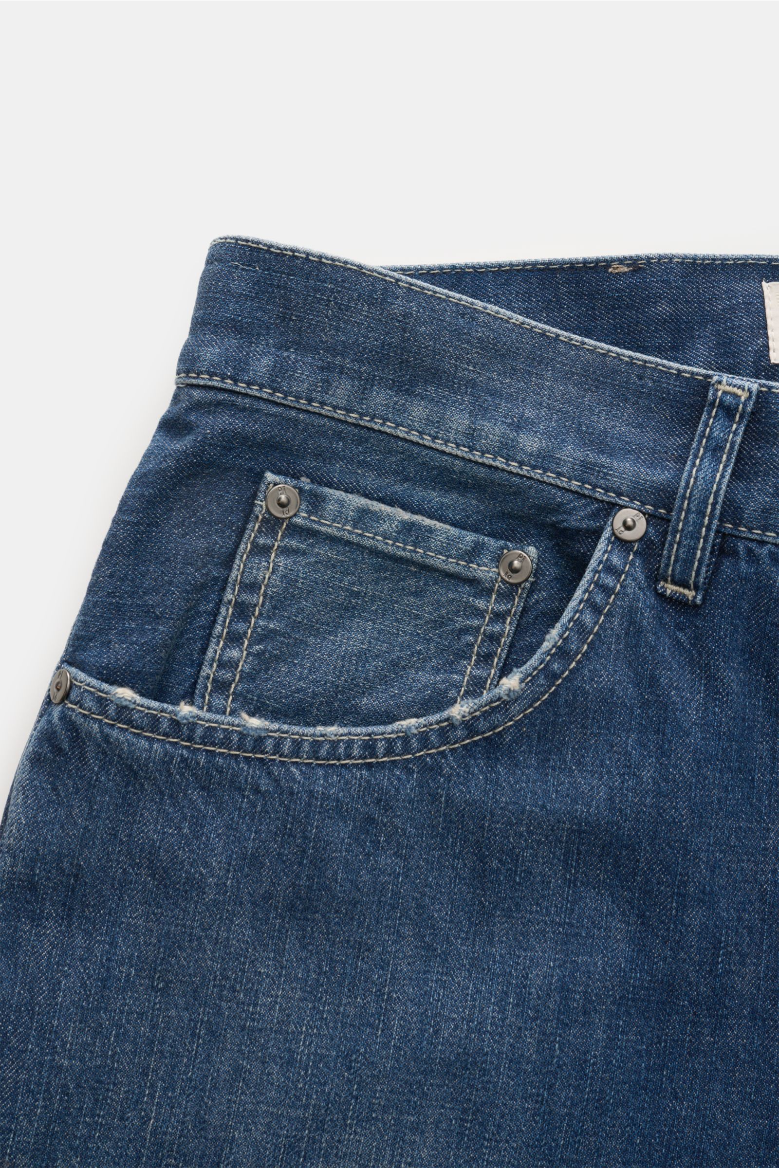 PT Torino Denim Jeans 'Breakbeat' dunkelblau, Nahaufnahme von Tasche und Bund, Denim reine Baumwolle, Used-Waschung, Distressed, Button Fly.
